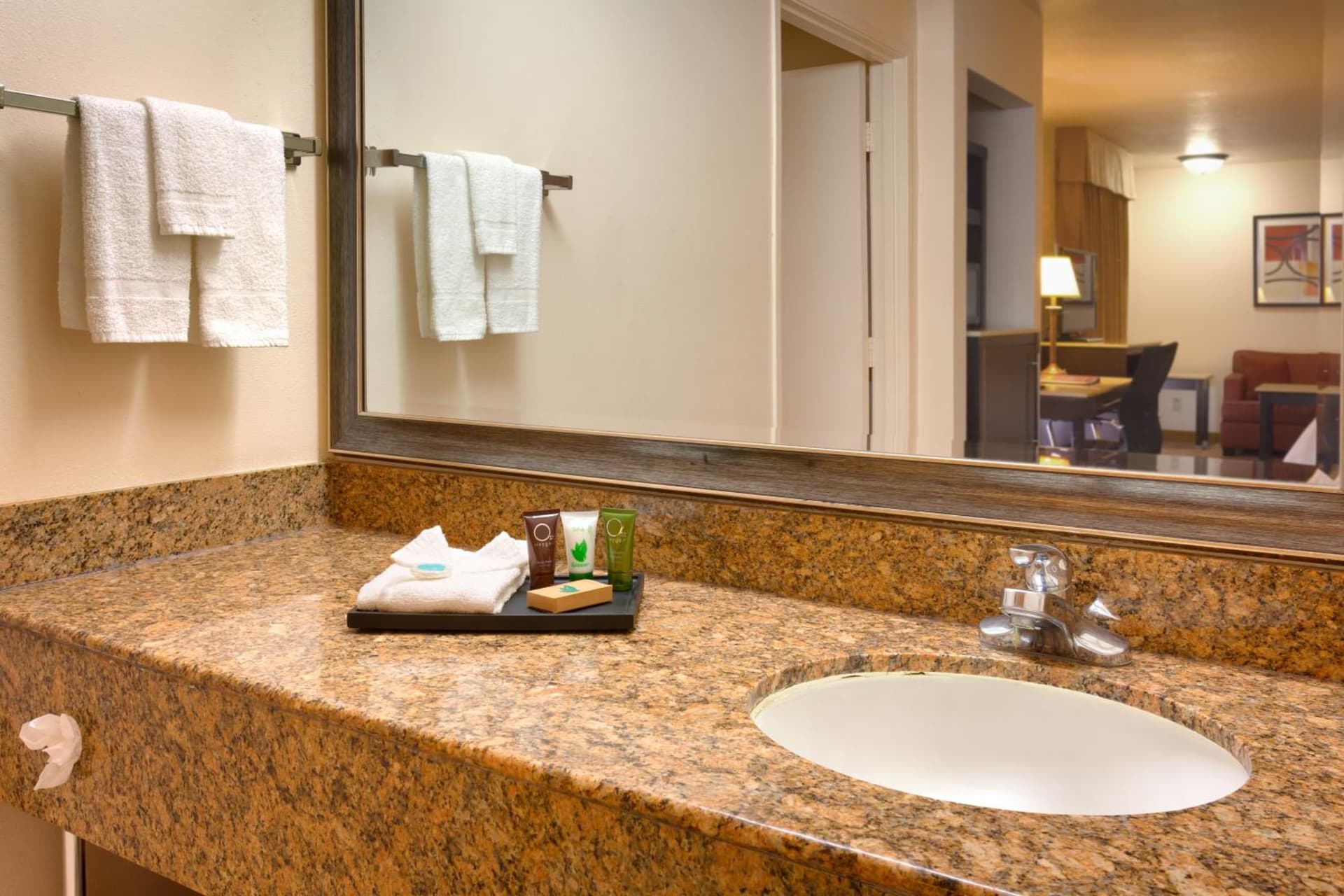 Cortona Inn and Suites Anaheim Resort gallery photo in Anaheim, CA — image 18