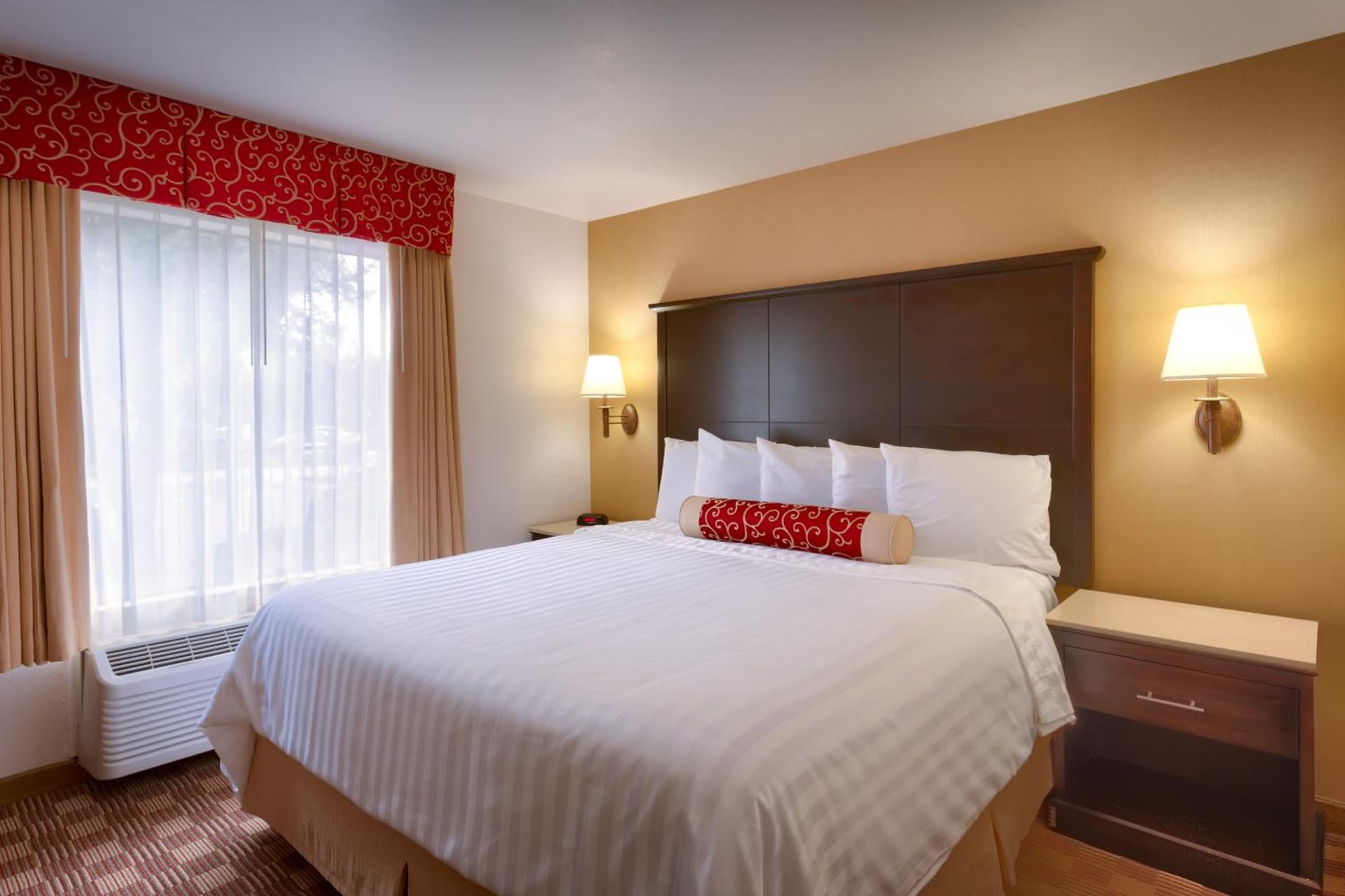 Cortona Inn and Suites Anaheim Resort gallery photo in Anaheim, CA — image 6