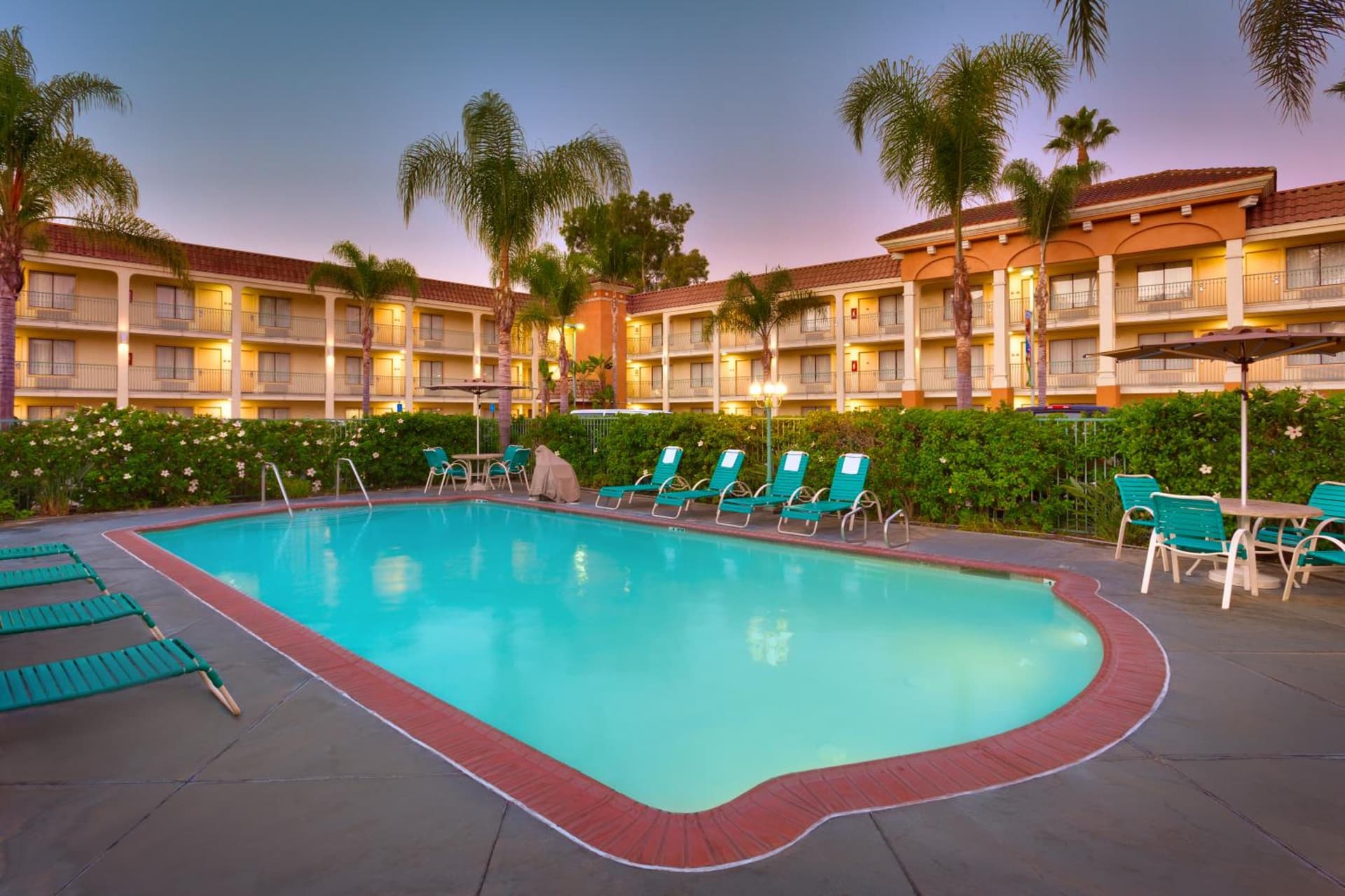 Cortona Inn and Suites Anaheim Resort gallery photo in Anaheim, CA — image 13