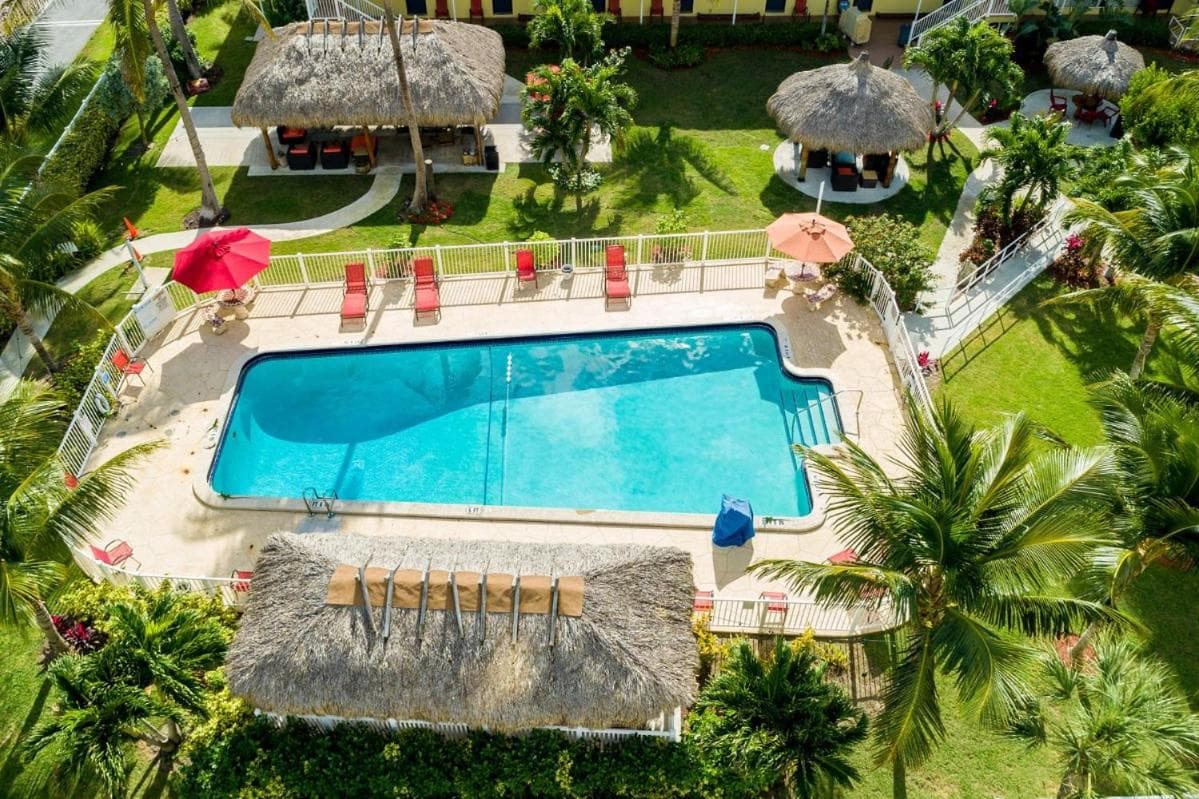 Oceans Beach Resort & Suites gallery photo in Pompano Beach, FL — image 6