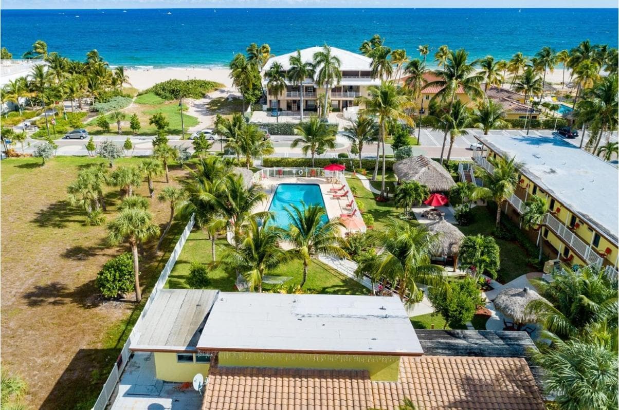 Oceans Beach Resort & Suites gallery photo in Pompano Beach, FL — image 72
