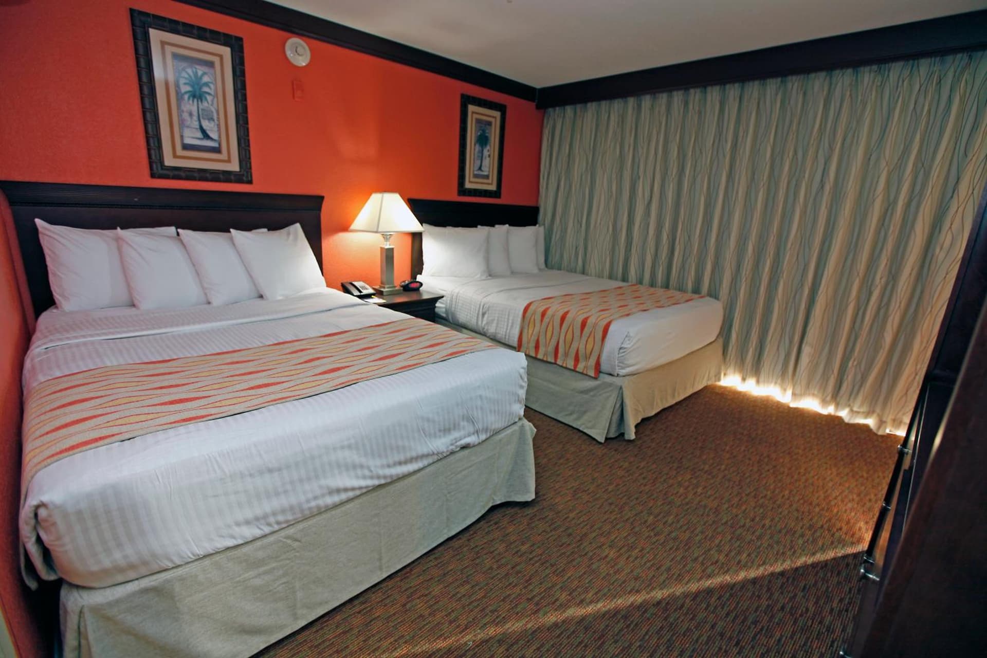 Days Inn by Wyndham Ocean City Oceanfront gallery photo in Ocean City, MD — image 20