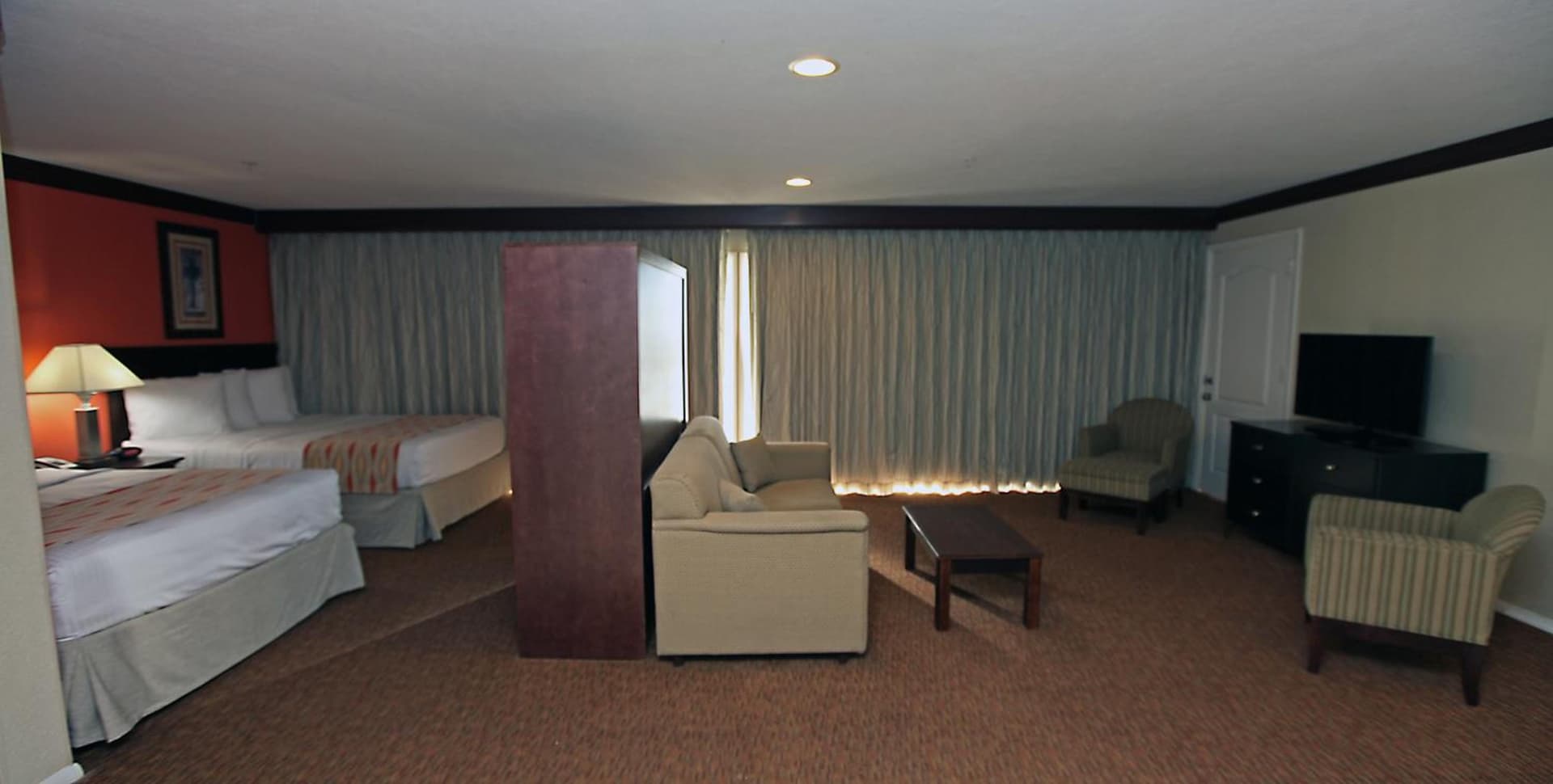 Days Inn by Wyndham Ocean City Oceanfront gallery photo in Ocean City, MD — image 8