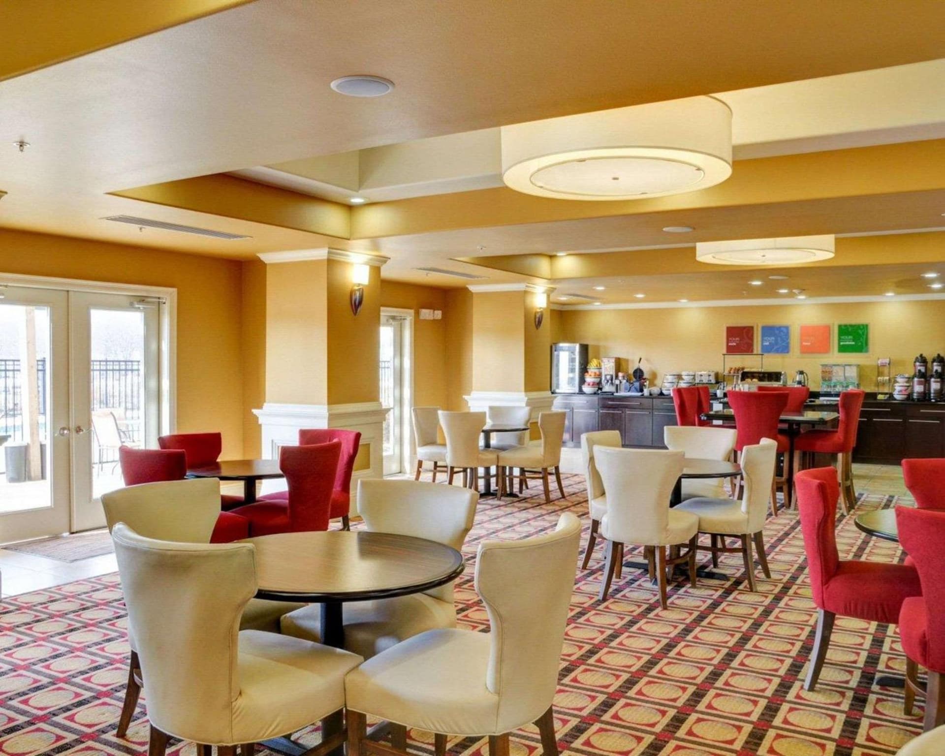 Comfort Inn & Suites Fort Smith I-540 gallery photo in Fort Smith, AR — image 9