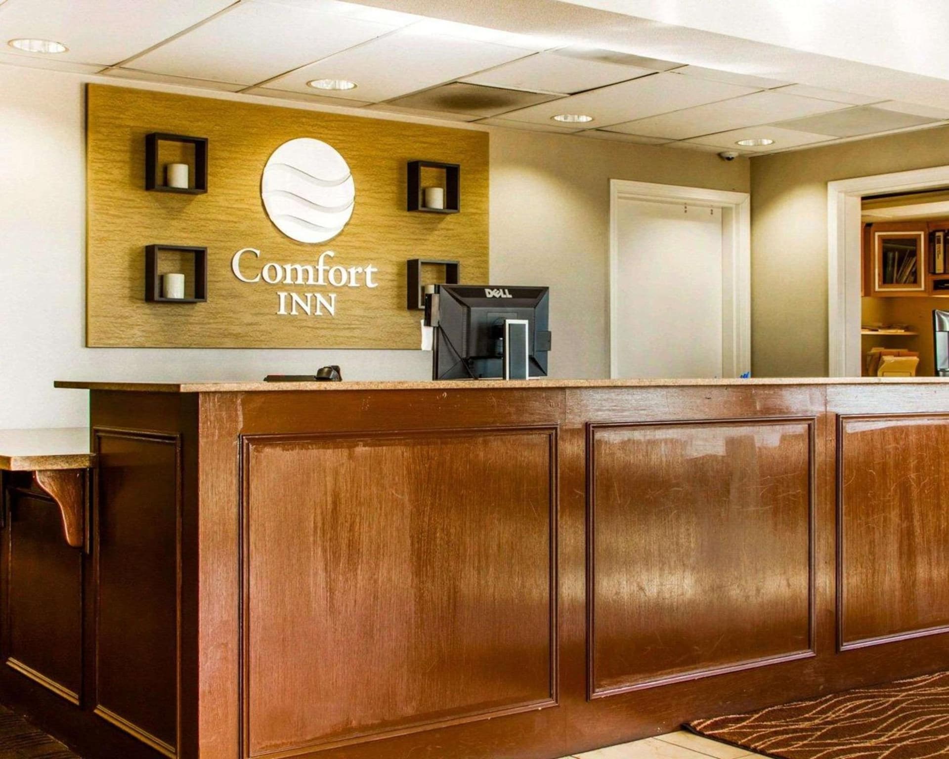 Comfort Inn Watsonville property views in Watsonville, CA — gallery photo 3