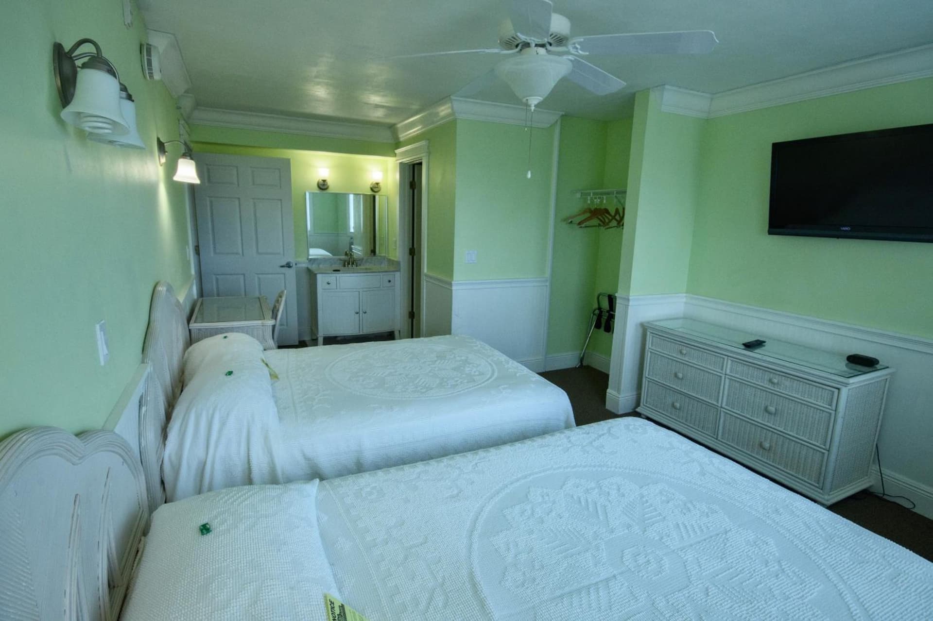 Edison Beach House gallery photo in Fort Myers Beach, FL — image 83
