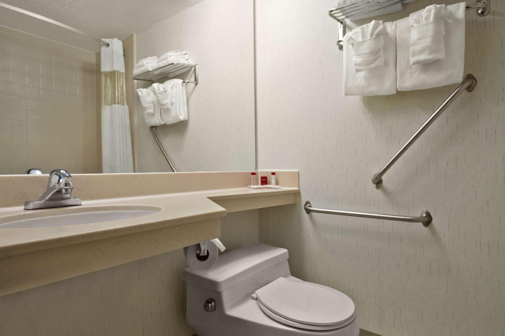 Ramada by Wyndham Grand Junction gallery photo in Grand Junction, CO — image 5