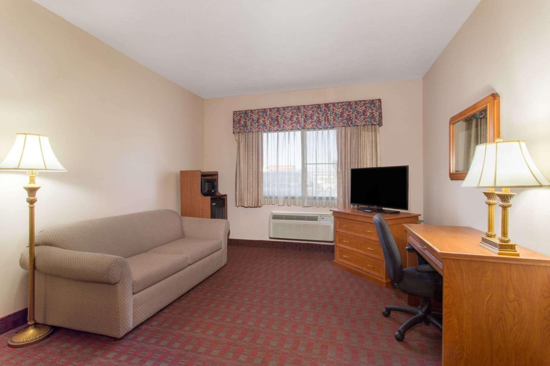 Ramada by Wyndham St George gallery photo in St. George, UT — image 44