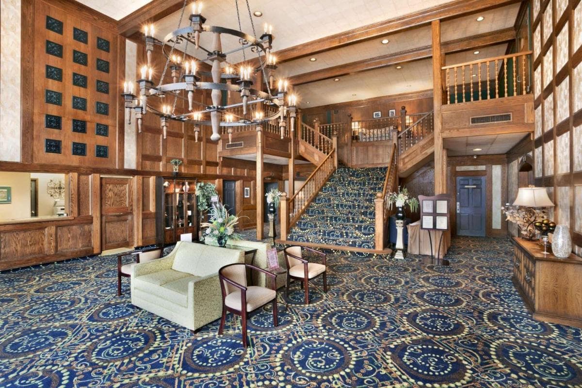 Ramada by Wyndham Washington interior in Washington, PA — gallery photo 2