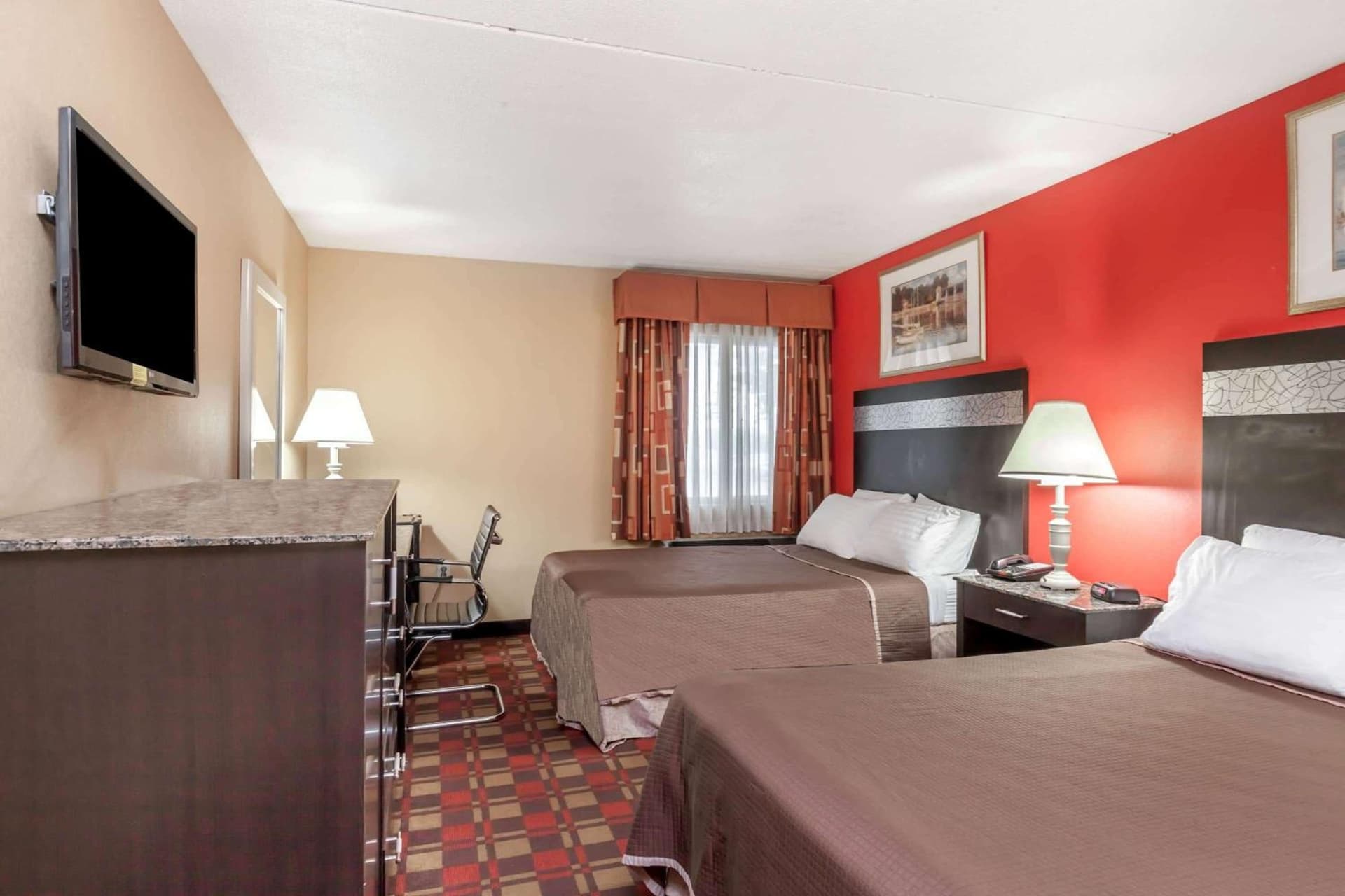 Howard Johnson by Wyndham Newark Airport gallery photo in Newark, NJ — image 11