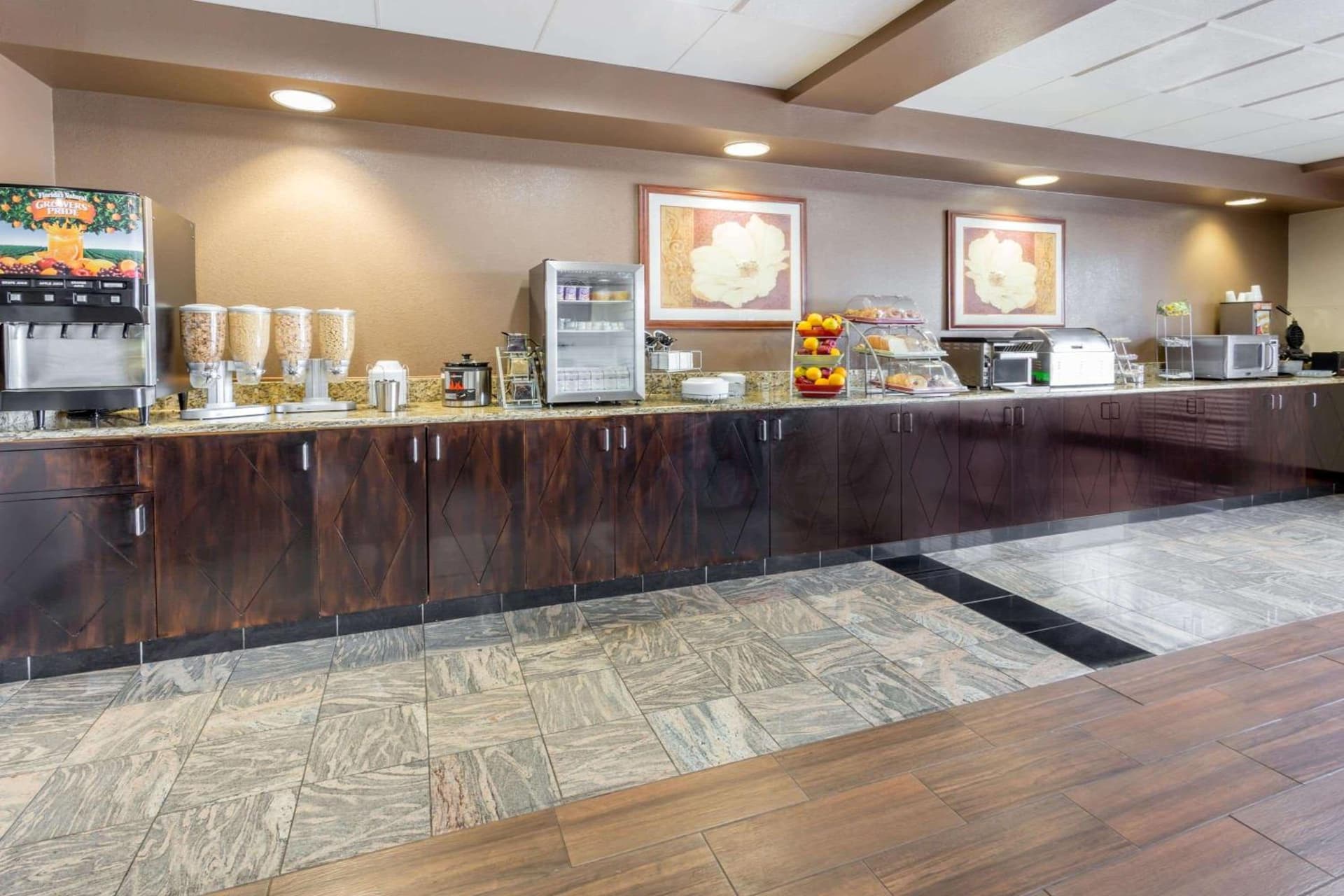 Wingate by Wyndham Joliet gallery photo in Joliet, IL — image 20