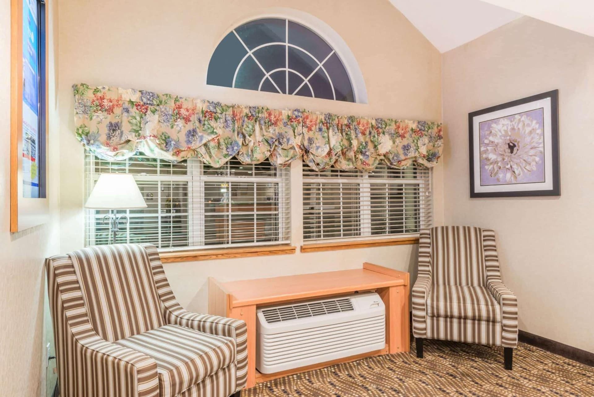 Microtel Inn & Suites by Wyndham Uncasville Casino Area gallery photo in Uncasville, CT — image 21