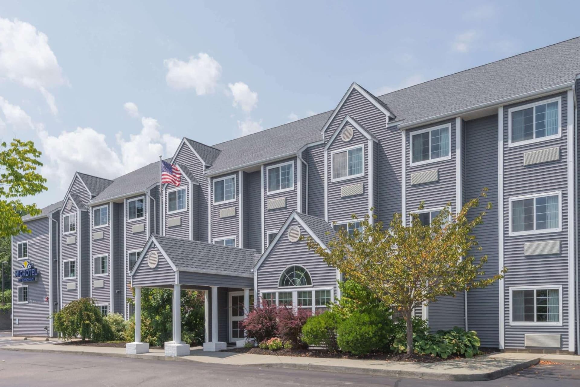 Microtel Inn & Suites by Wyndham Uncasville Casino Area — hotel in Norwich, Connecticut