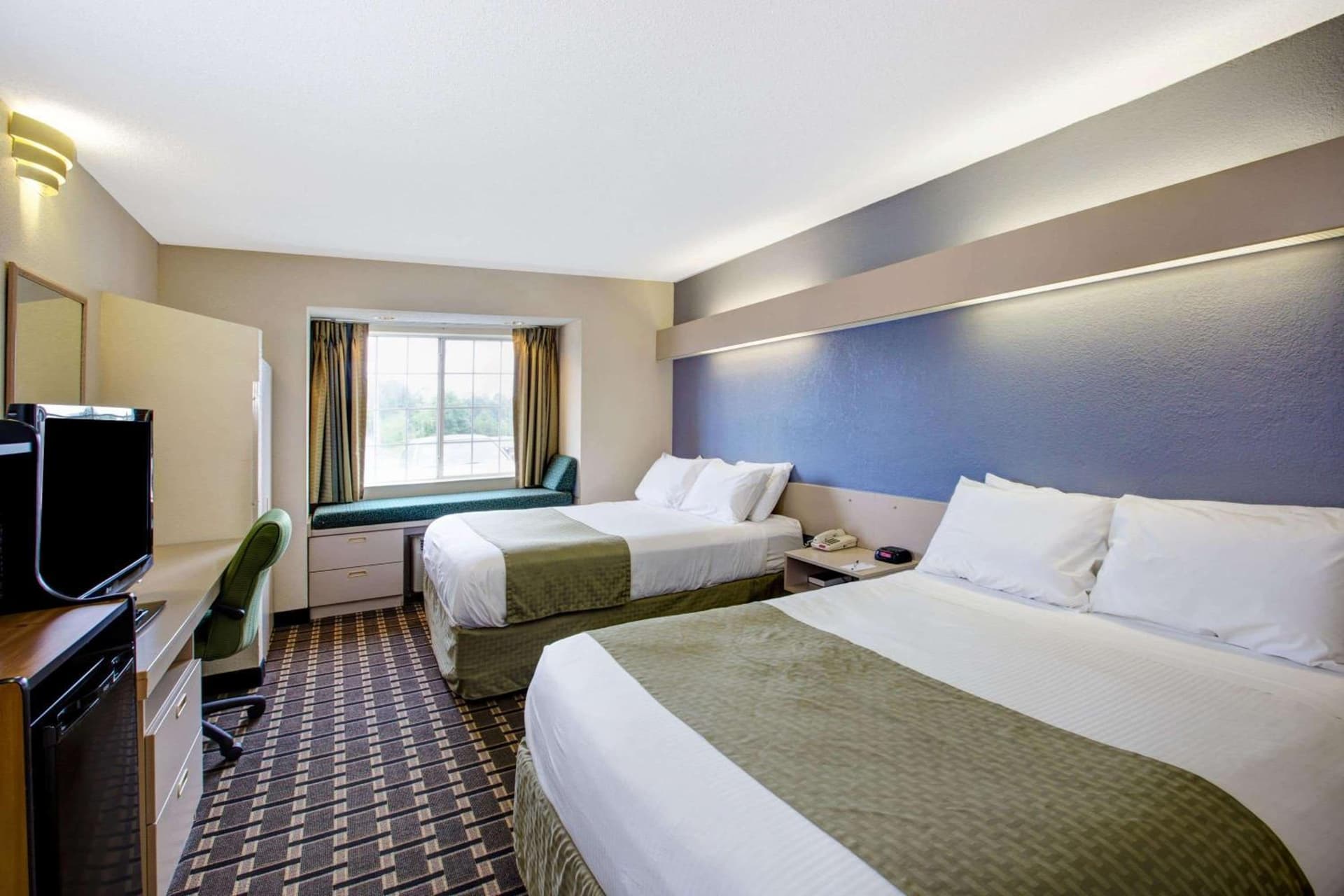 Microtel Inn & Suites by Wyndham Statesville gallery photo in Statesville, NC — image 20