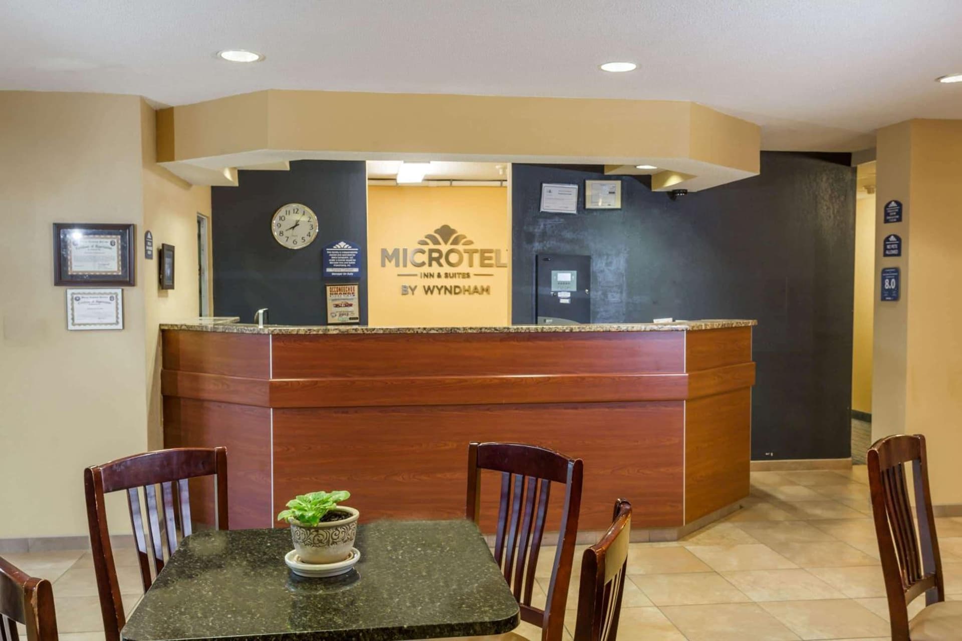 Microtel Inn & Suites by Wyndham Hillsborough gallery photo in Hillsborough, NC — image 23