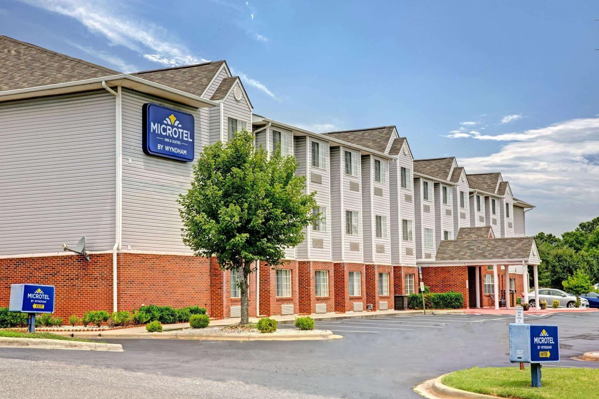 Microtel Inn & Suites by Wyndham Statesville gallery photo in Statesville, NC — image 12