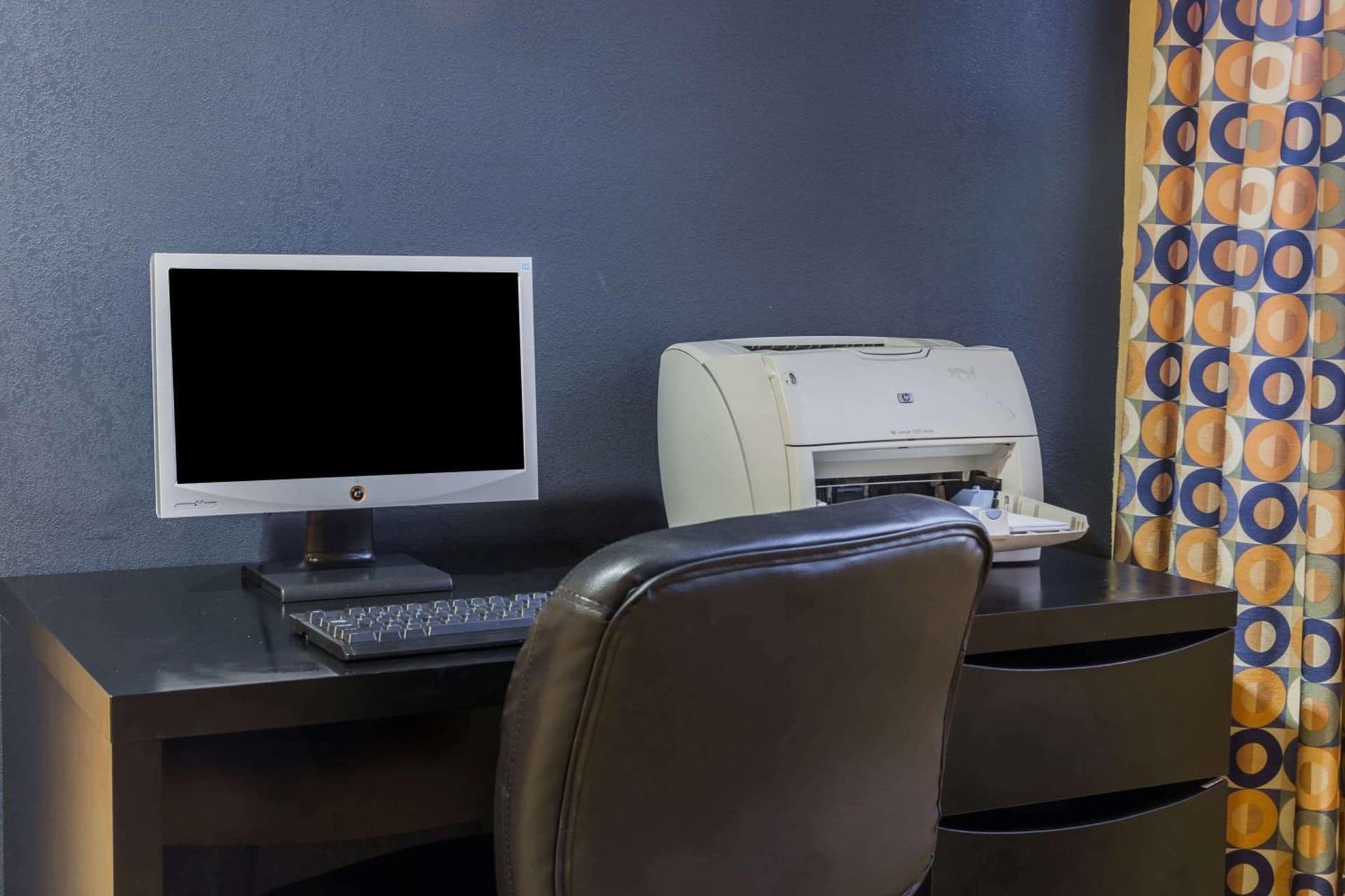 Microtel Inn & Suites by Wyndham Hillsborough gallery photo in Hillsborough, NC — image 7
