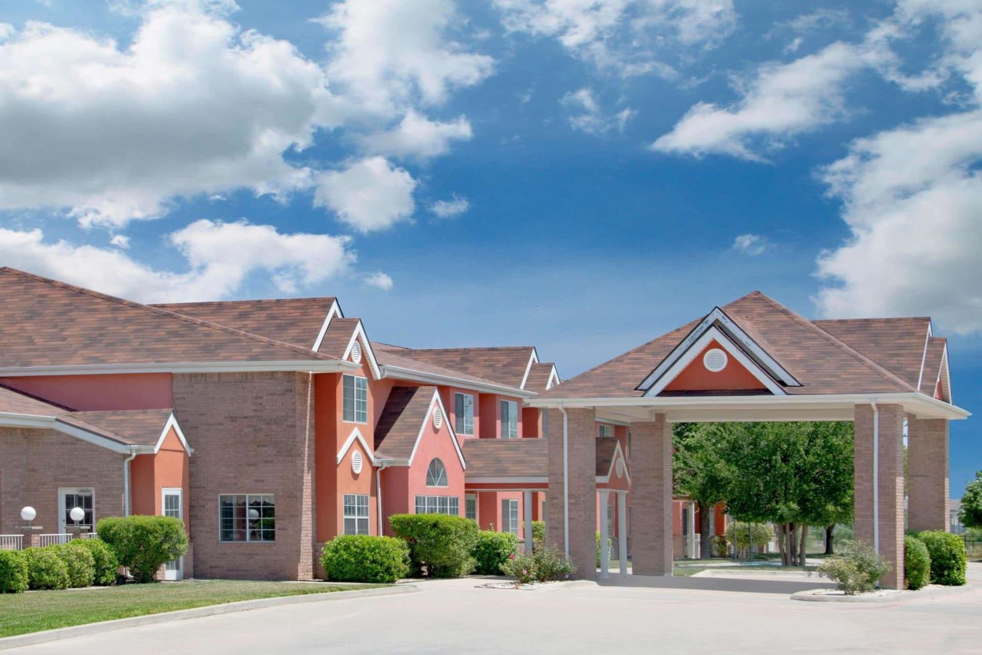 Microtel Inn & Suites by Wyndham Amarillo gallery photo in Amarillo, TX — image 13