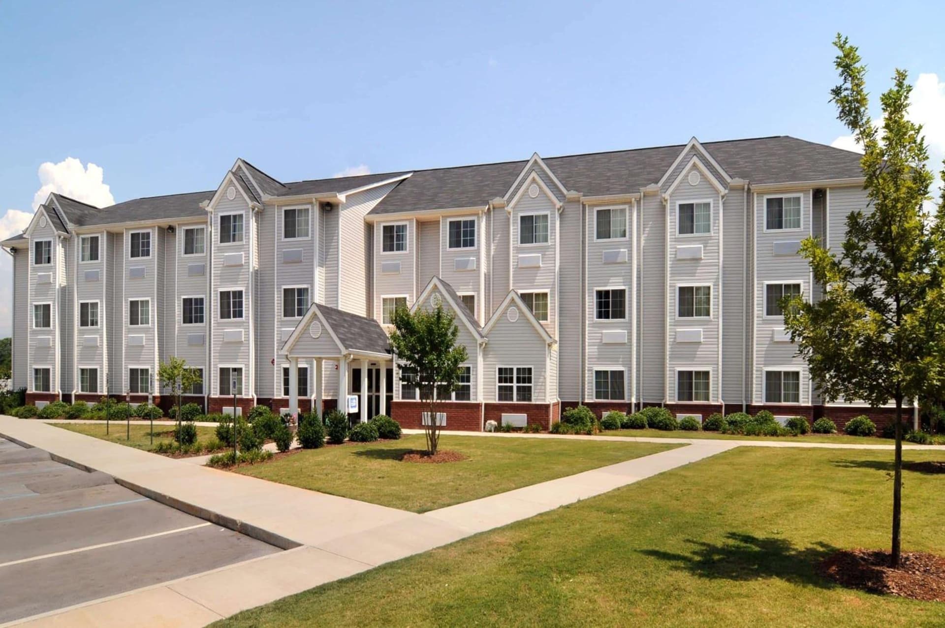 Microtel Inn & Suites by Wyndham Huntsville — hotel in Huntsville, Alabama