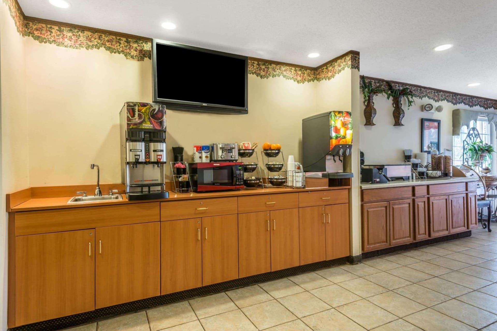 Microtel Inn & Suites by Wyndham Auburn gallery photo in Auburn, AL — image 14