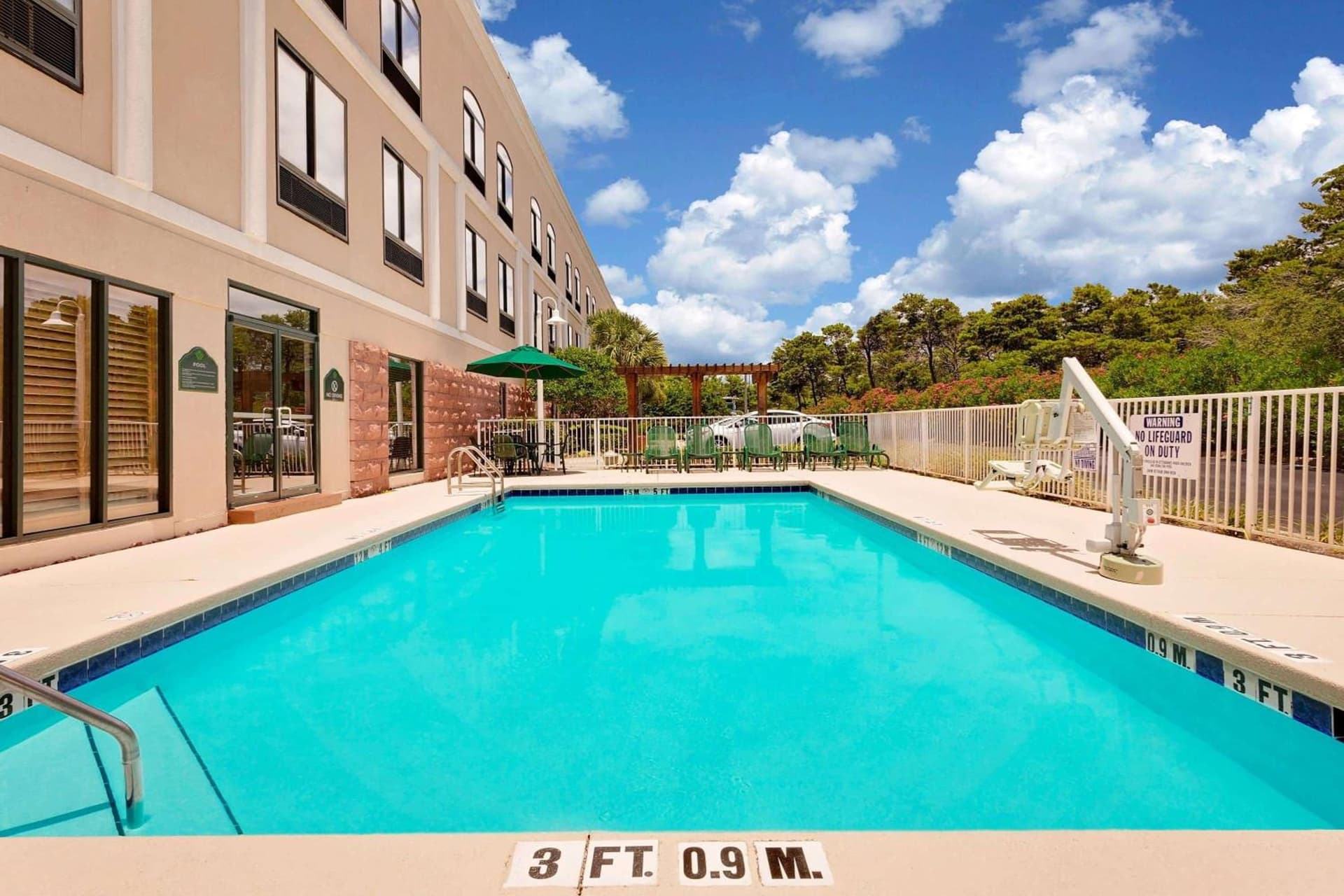 Wingate by Wyndham Destin property views in Destin, FL — gallery photo 3