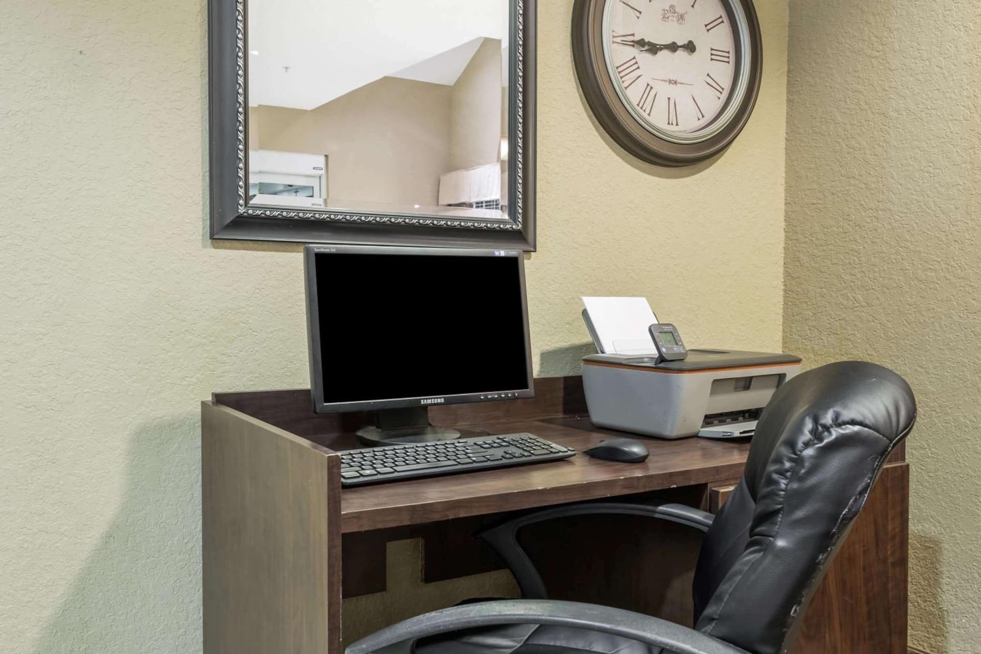 Microtel Inn & Suites by Wyndham Jacksonville Airport gallery photo in Jacksonville, FL — image 20