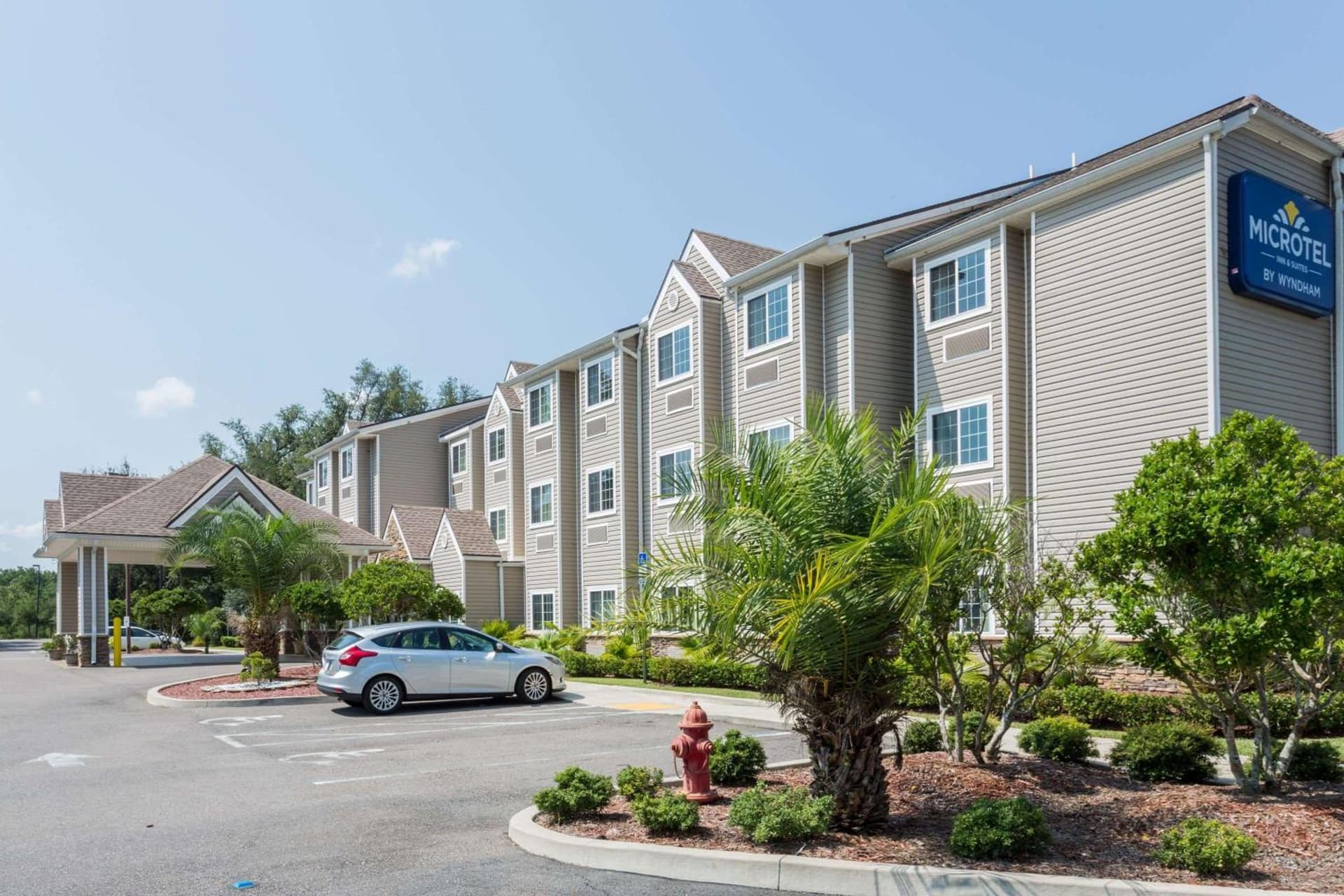 Microtel Inn & Suites by Wyndham Jacksonville Airport gallery photo in Jacksonville, FL — image 36