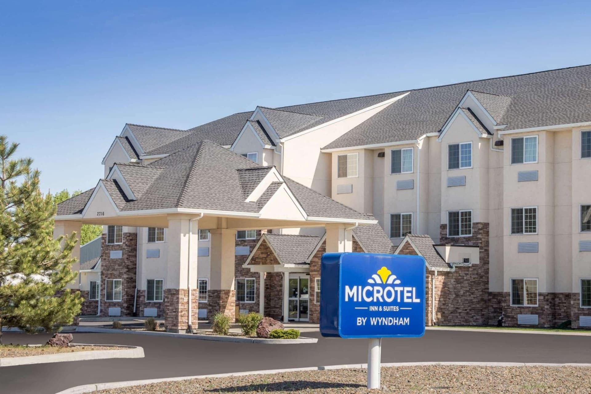 Microtel Inn & Suites by Wyndham Klamath Falls featured exterior or lobby in Klamath Falls, OR — similar hotel