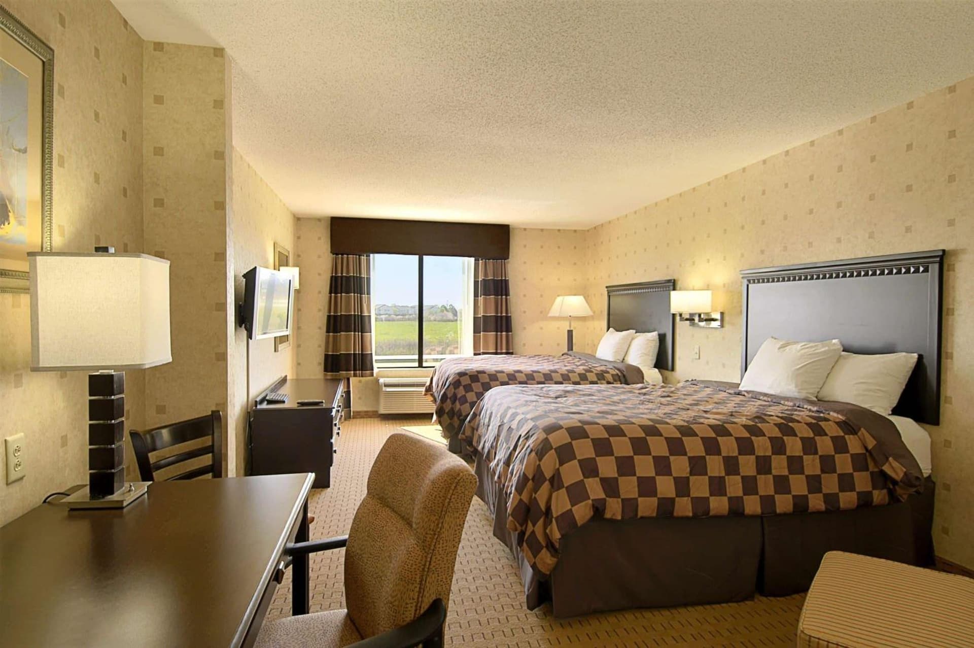 Wingate By Wyndham - Warner Robins gallery photo in Warner Robins, GA — image 16