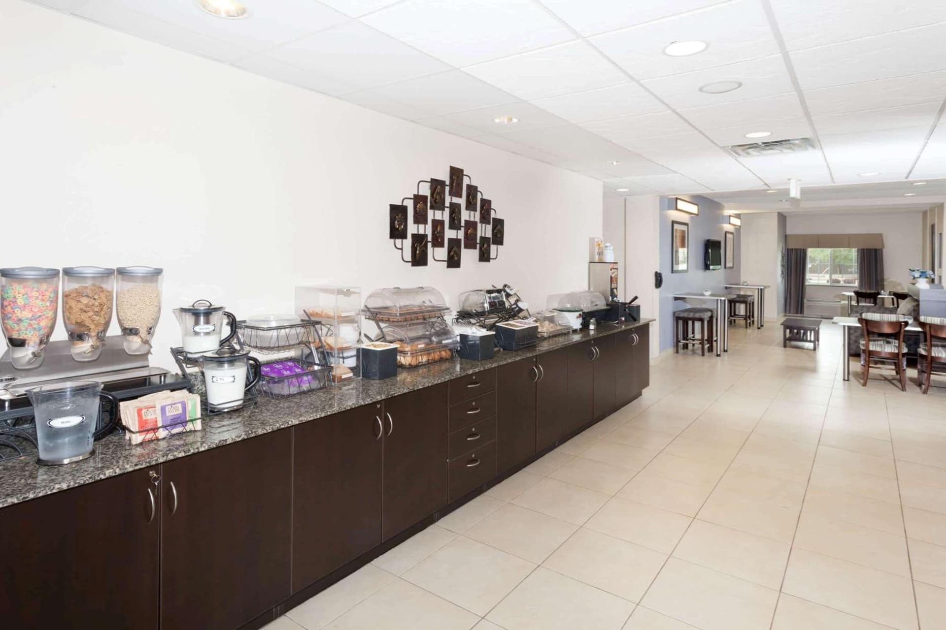 Microtel Inn and Suites Elkhart gallery photo in Elkhart, IN — image 29