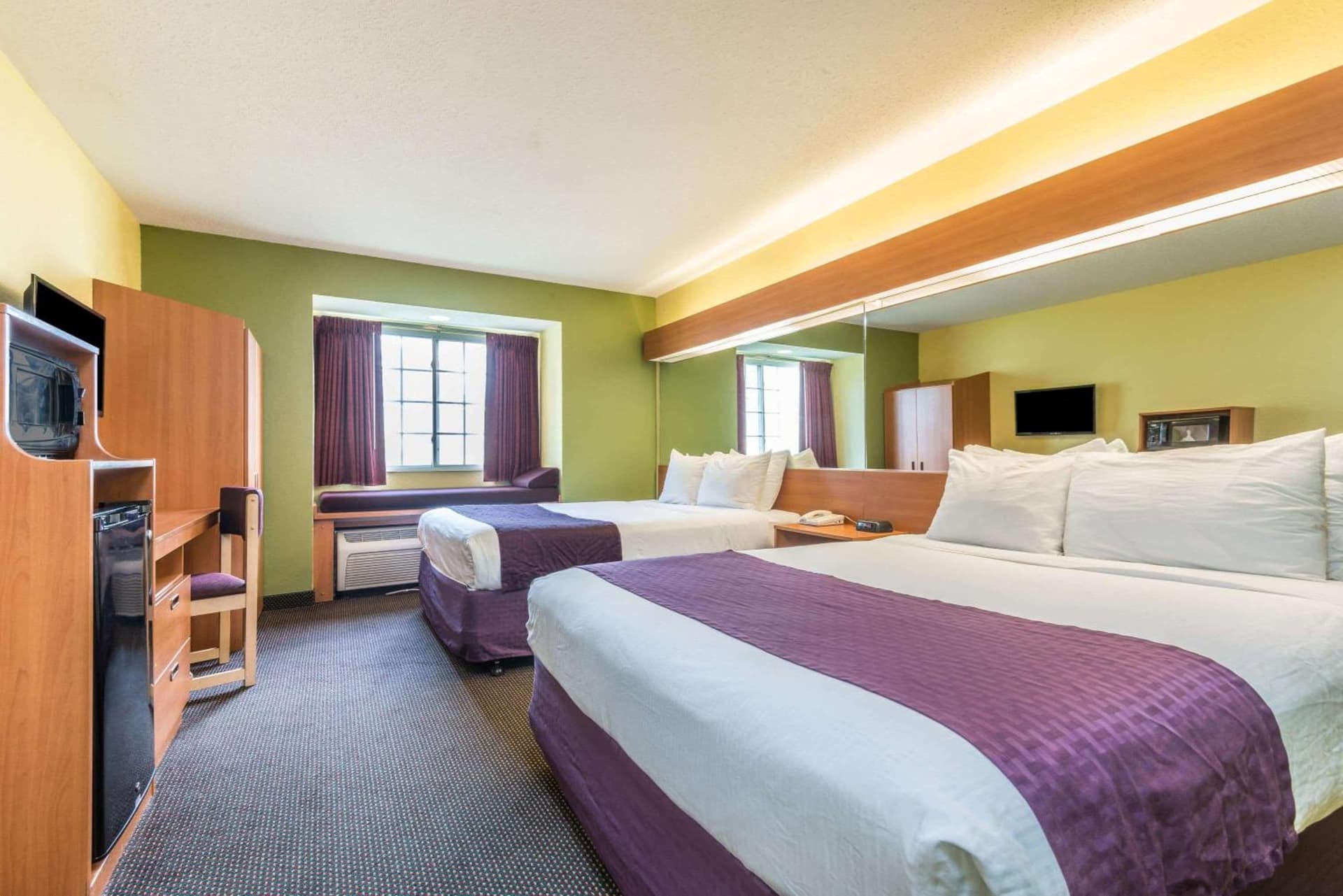 Microtel Inn & Suites by Wyndham Auburn gallery photo in Auburn, AL — image 15