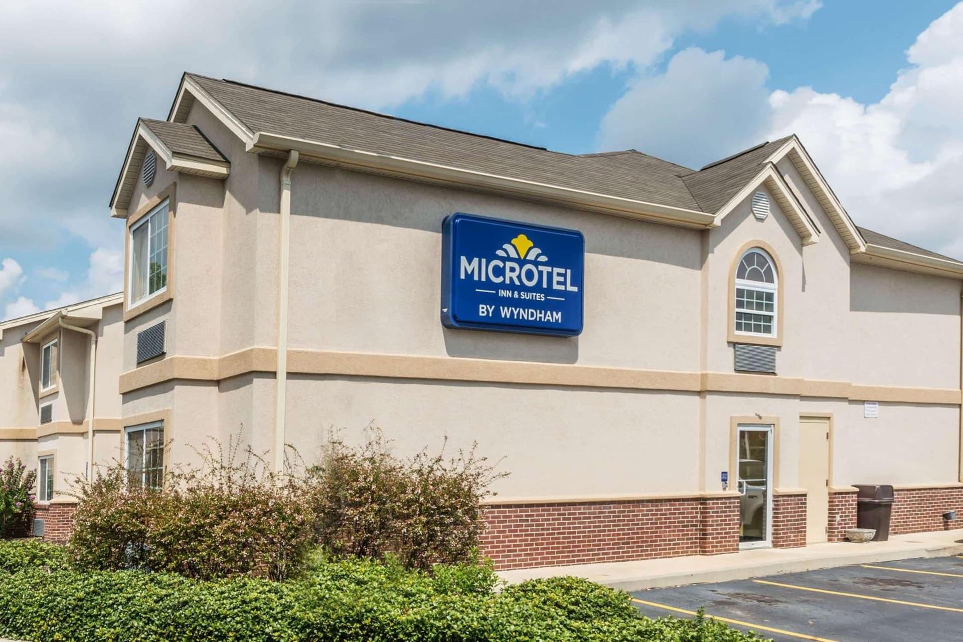 Microtel Inn & Suites by Wyndham Auburn gallery photo in Auburn, AL — image 7