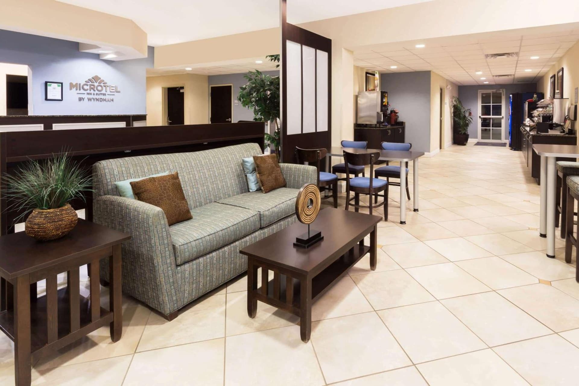 Microtel Inn & Suites by Wyndham Spring Hill/Weeki Wachee gallery photo in Weeki Wachee, FL — image 20
