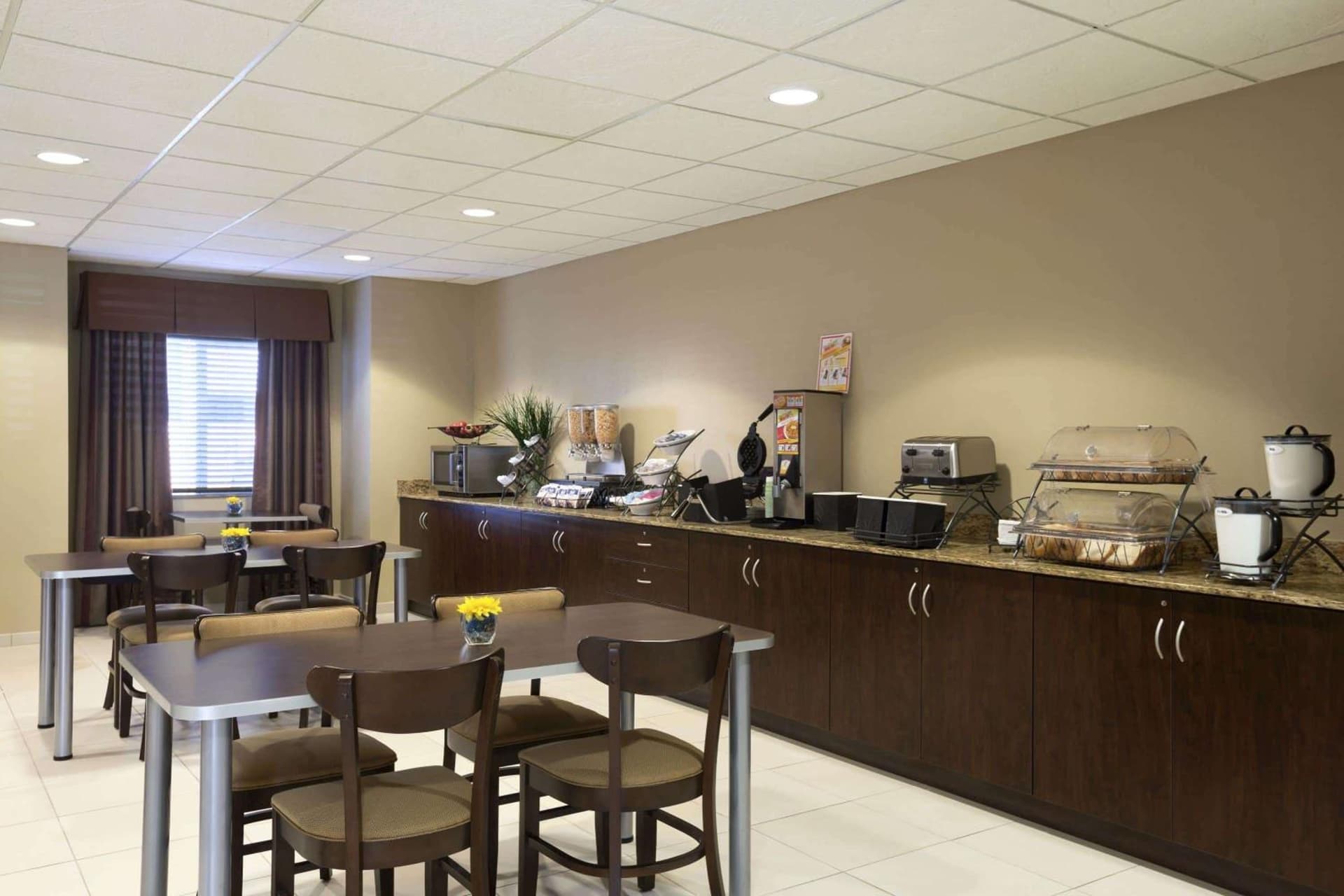 Microtel Inn & Suites by Wyndham Odessa TX gallery photo in Odessa, TX — image 4