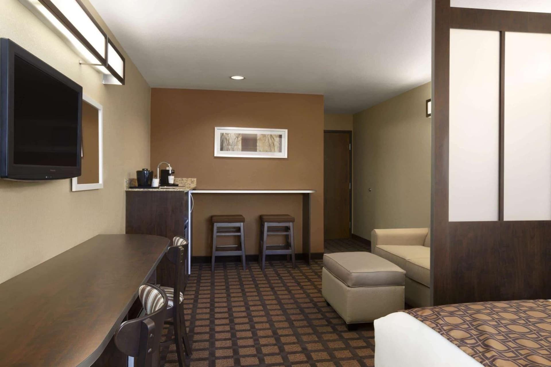 Microtel Inn & Suites by Wyndham Odessa TX gallery photo in Odessa, TX — image 9