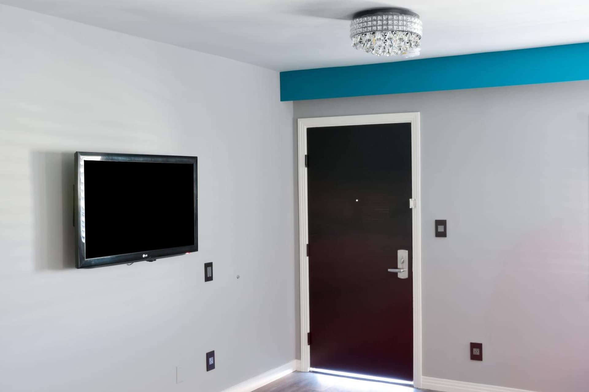 Tilbury Inn gallery photo in Glendale, CA — image 5