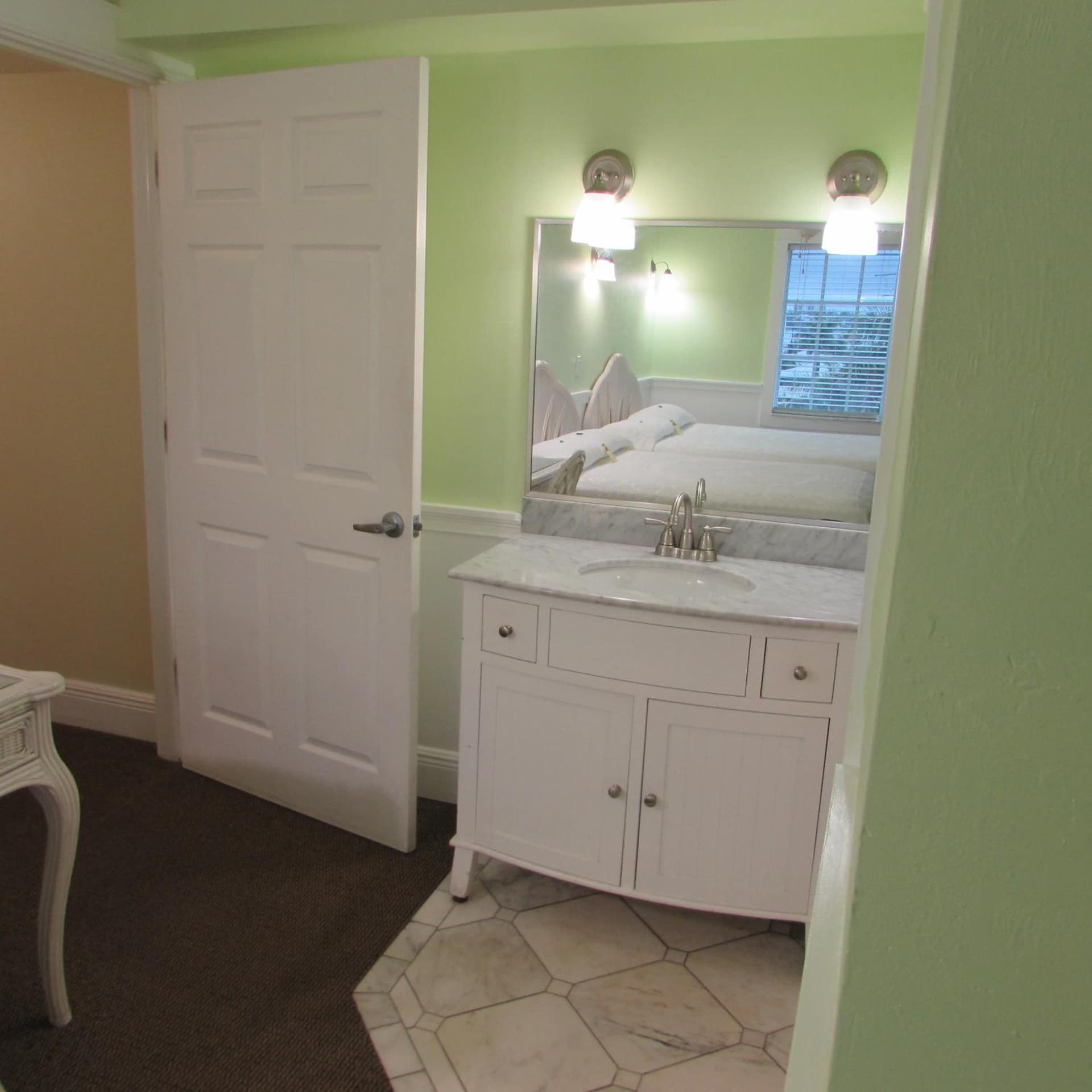 Edison Beach House gallery photo in Fort Myers Beach, FL — image 100