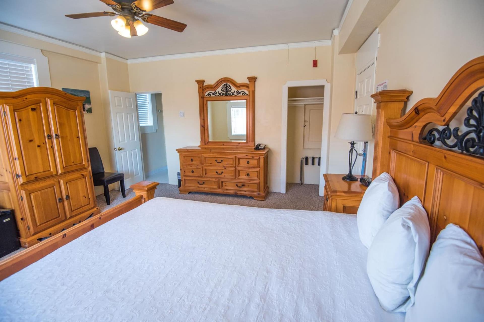 Pismo Beach Hotel interior in Pismo Beach, CA — gallery photo 2