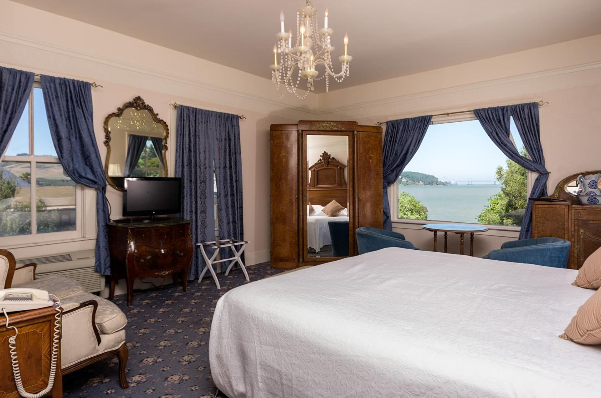 Union Hotel gallery photo in Benicia, CA — image 8