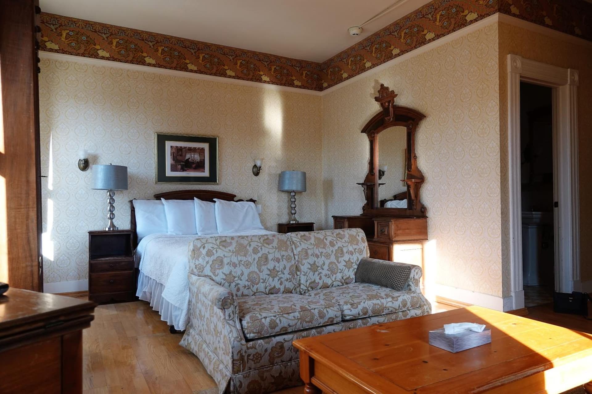 Union Hotel property views in Benicia, CA — gallery photo 3