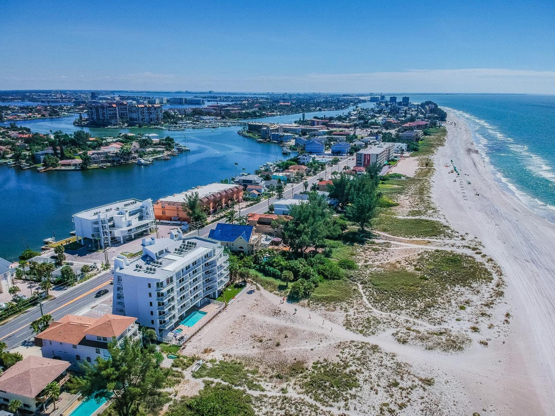 Provident Oceana Beachfront Suites gallery photo in St Pete Beach, FL — image 29