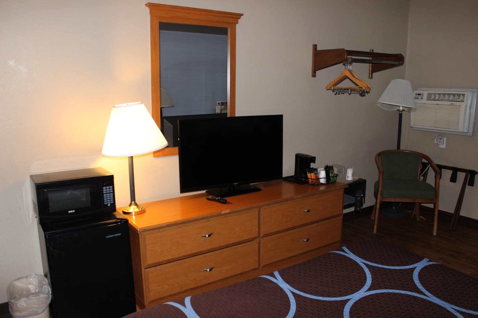 Super 8 by Wyndham East Stroudsburg - Poconos property views in East Stroudsburg, PA — gallery photo 3