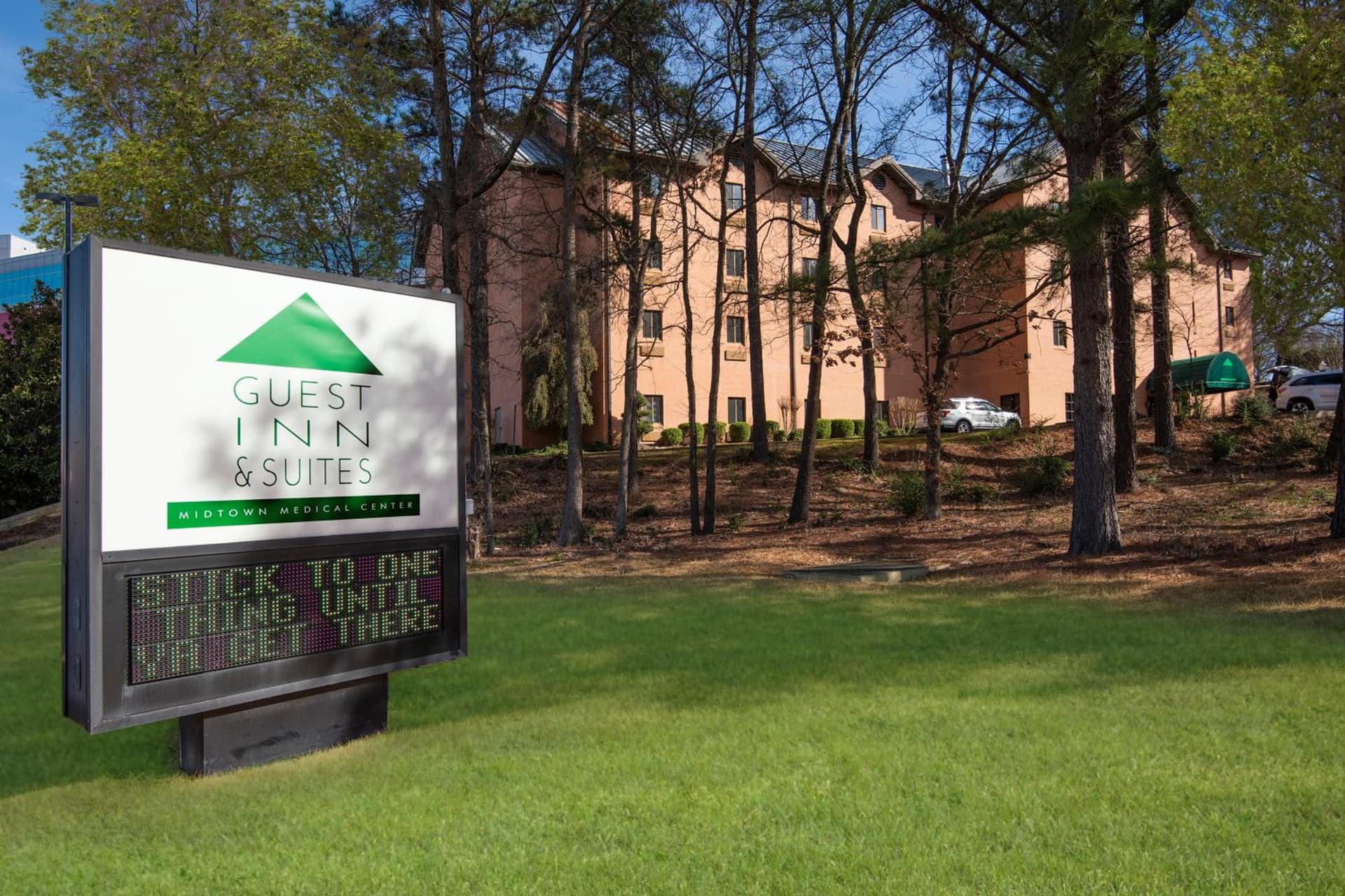 Guest Inn & Suites - Midtown Medical Center interior in Little Rock, AR — gallery photo 2