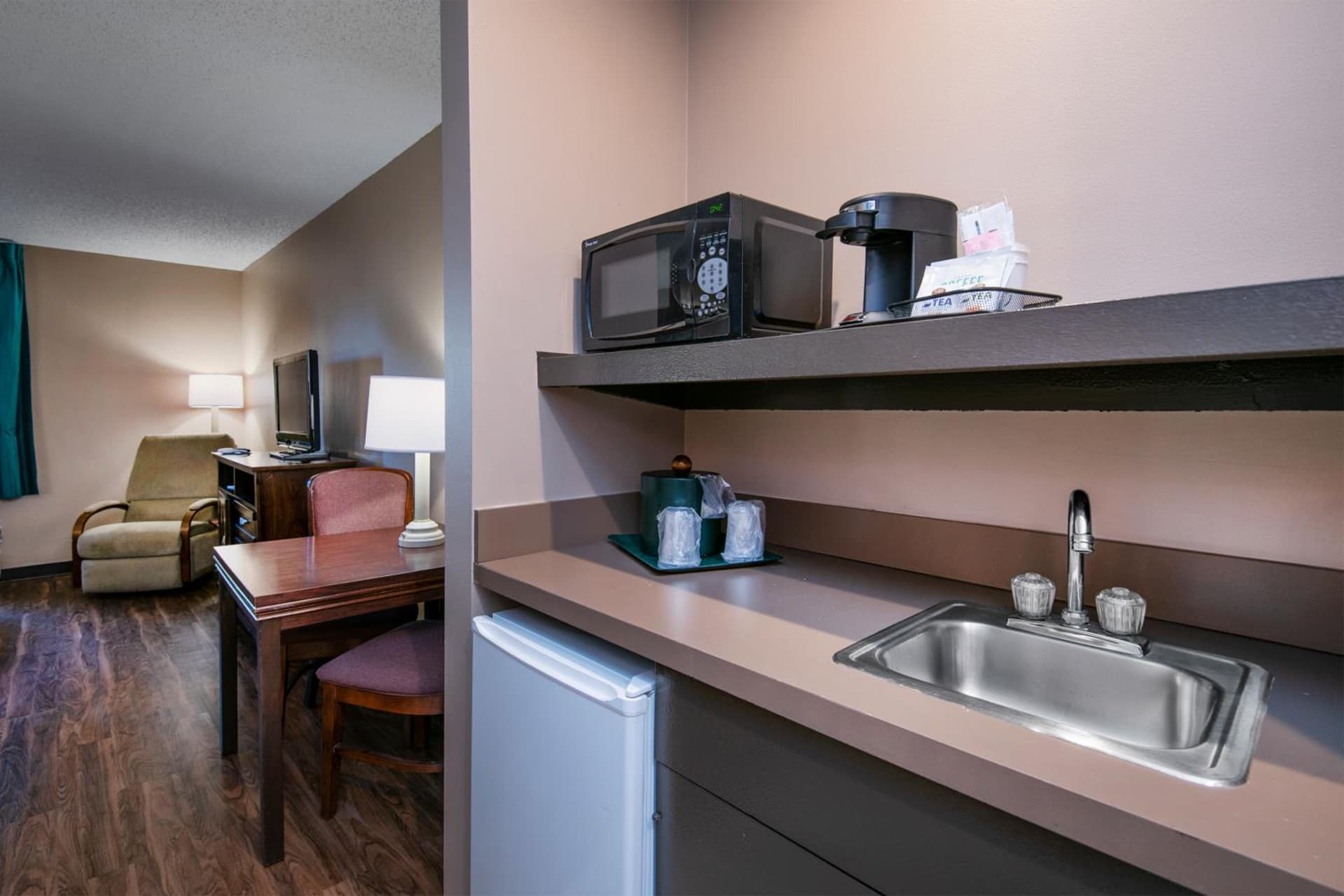 Guest Inn & Suites - Midtown Medical Center gallery photo in Little Rock, AR — image 13