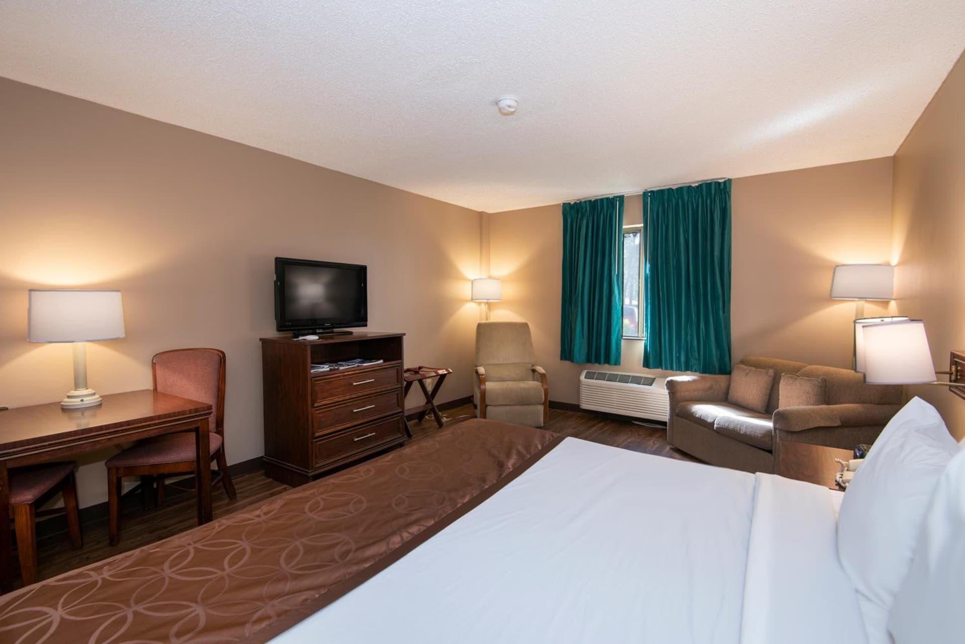 Guest Inn & Suites - Midtown Medical Center gallery photo in Little Rock, AR — image 11