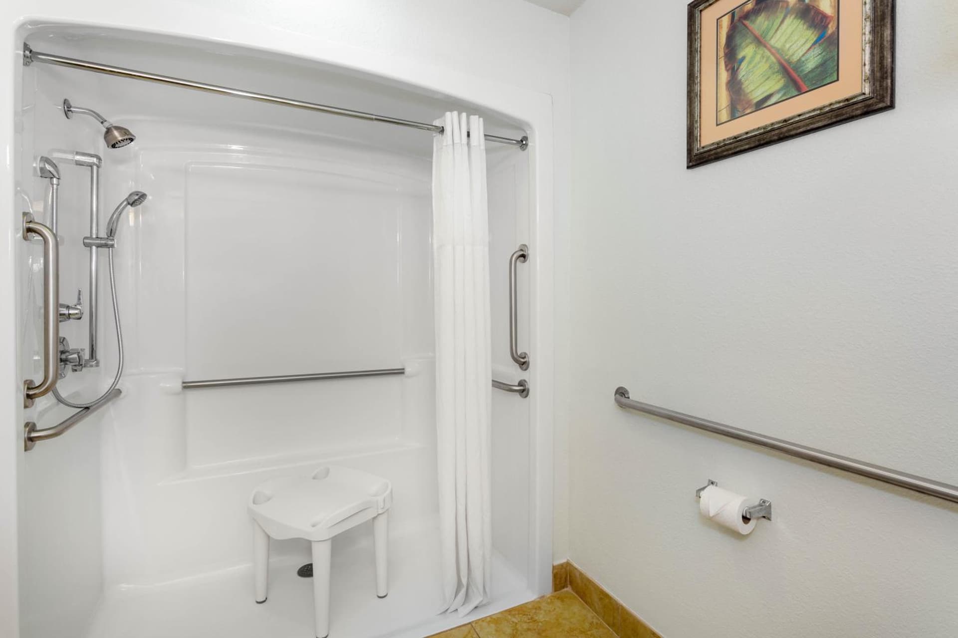 Days Inn & Suites by Wyndham Lakeland gallery photo in Lakeland, FL — image 6