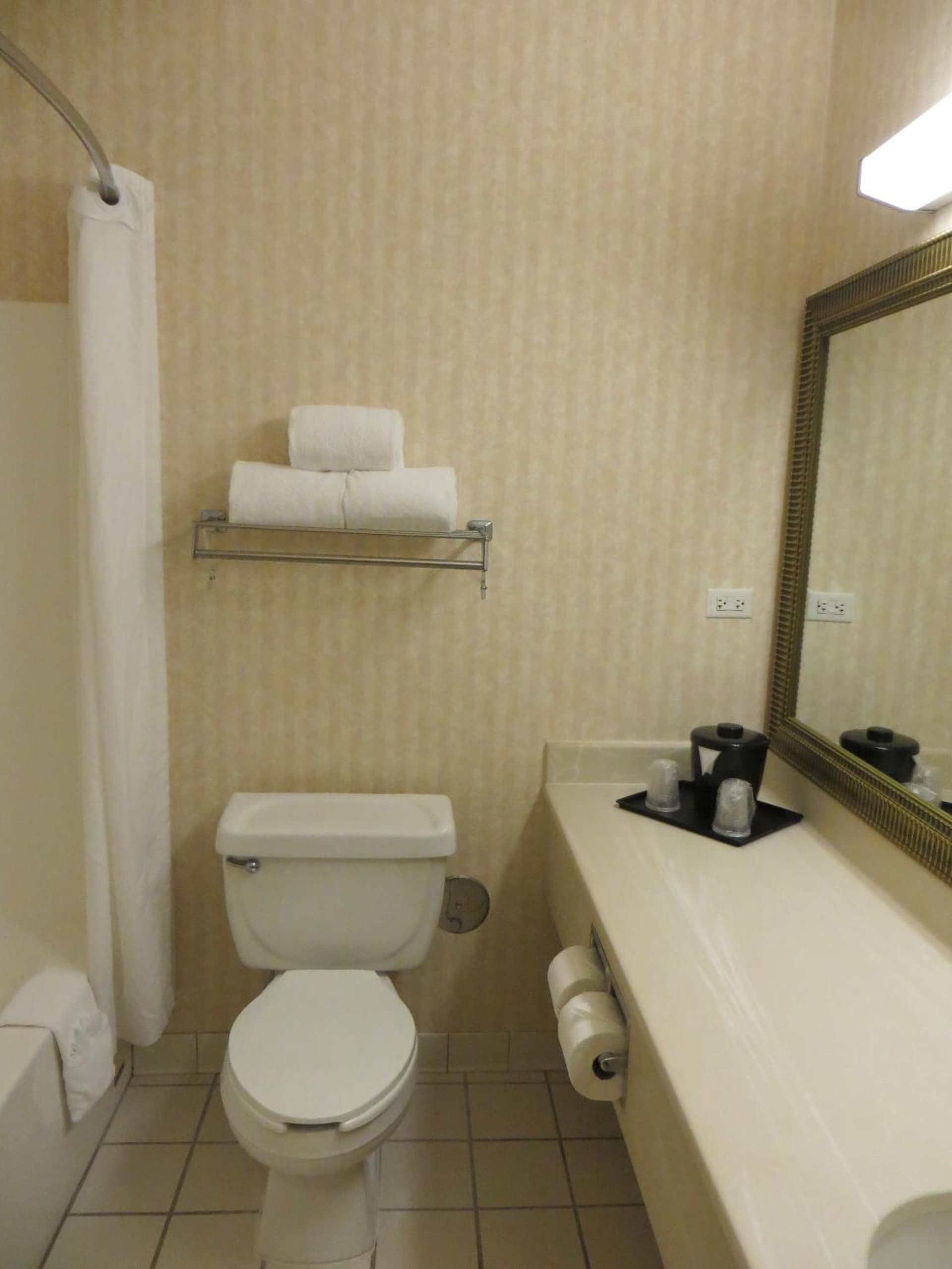 Country Inn & Suites by Radisson, Gurnee, IL gallery photo in Gurnee, IL — image 18
