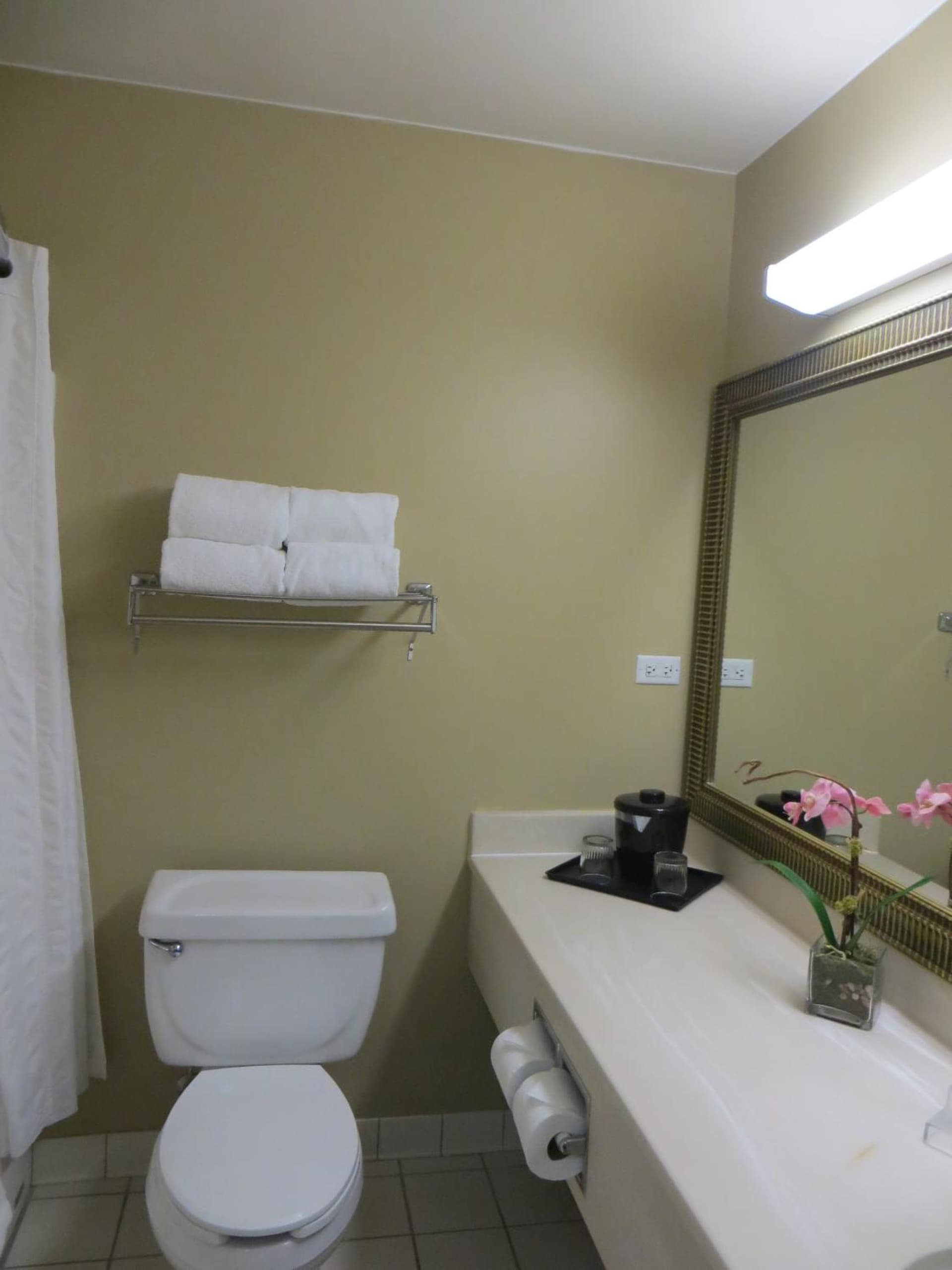 Country Inn & Suites by Radisson, Gurnee, IL gallery photo in Gurnee, IL — image 6
