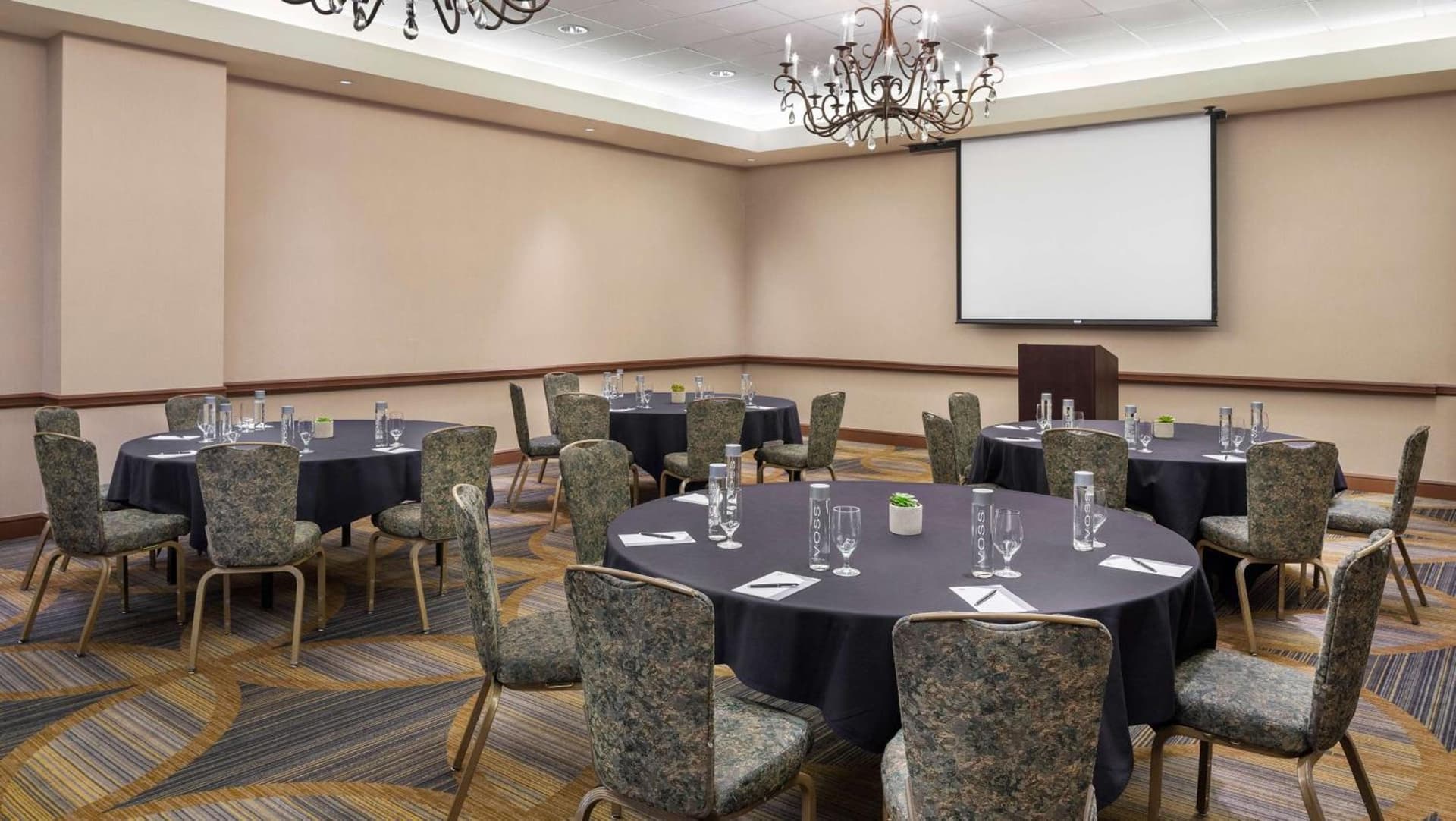 Hyatt Regency Valencia gallery photo in Valencia, CA — image 10