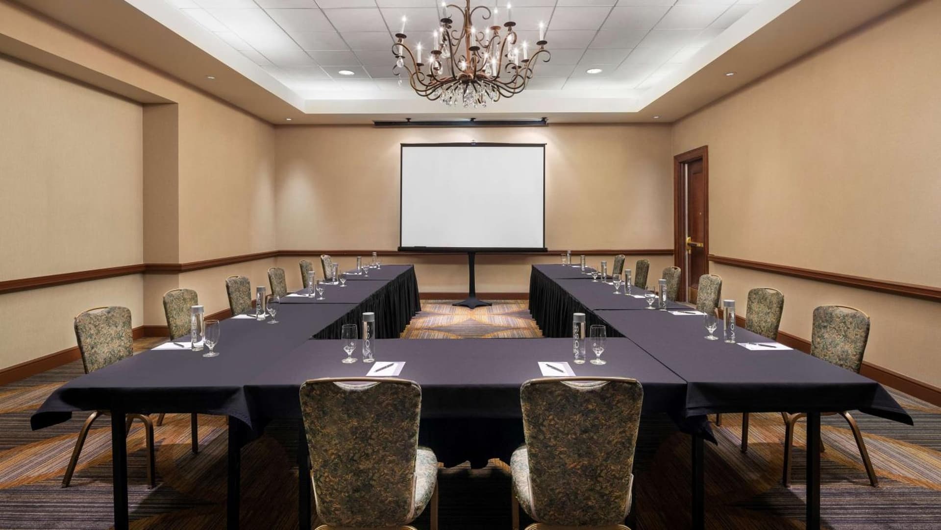 Hyatt Regency Valencia gallery photo in Valencia, CA — image 48